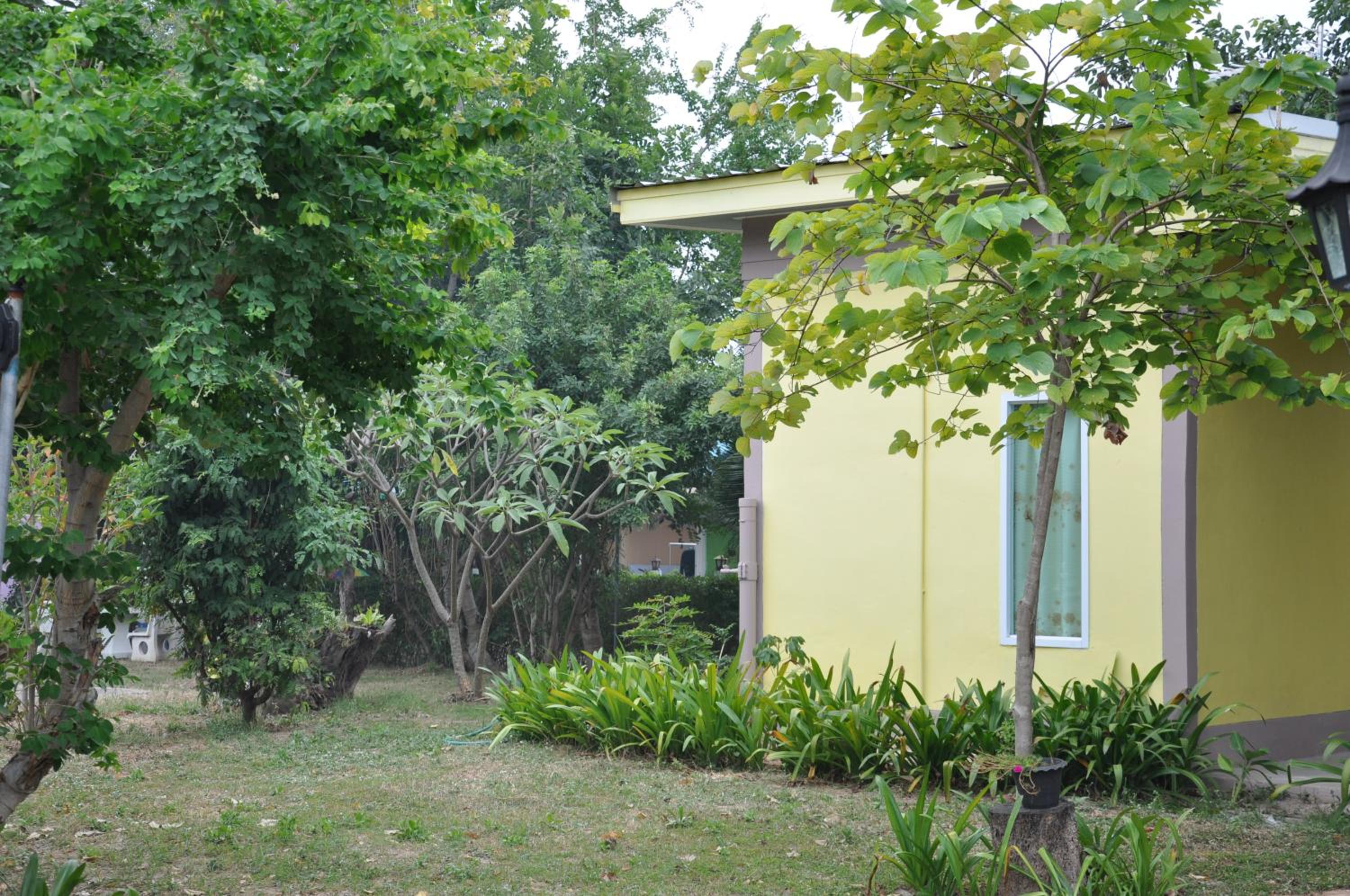 Feel Good Resort
