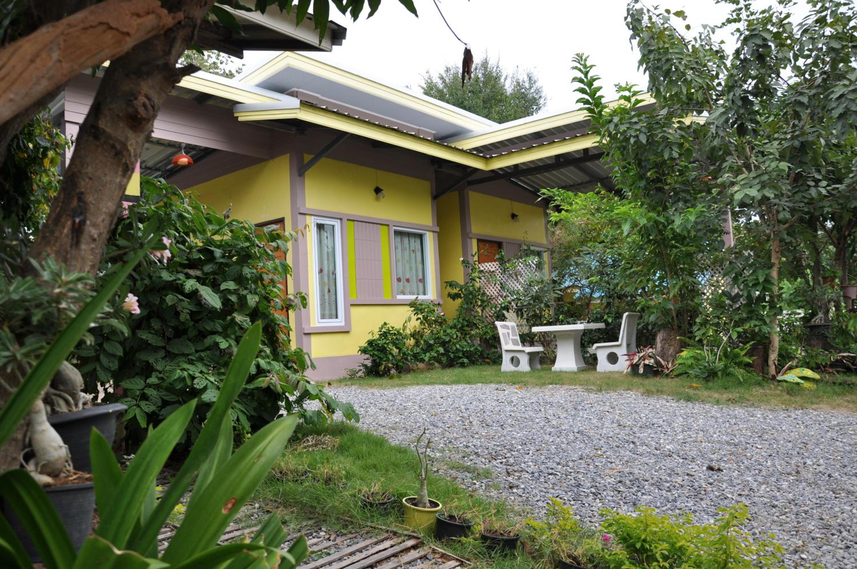 Feel Good Resort