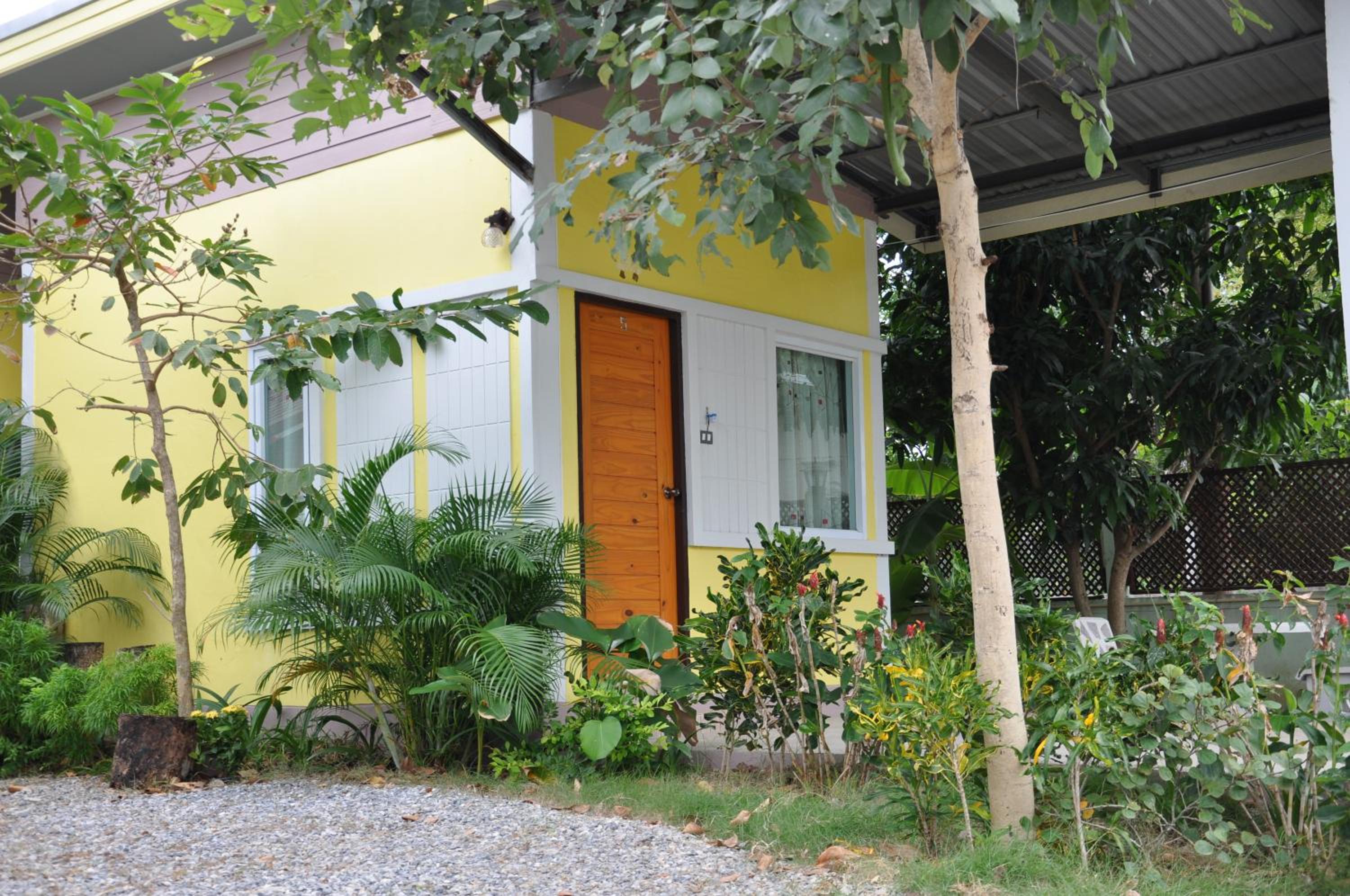 Feel Good Resort