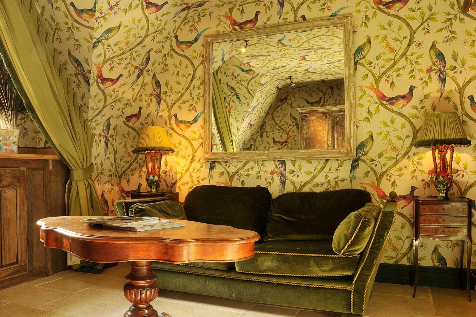 Exclusive Suites The Secret Garden