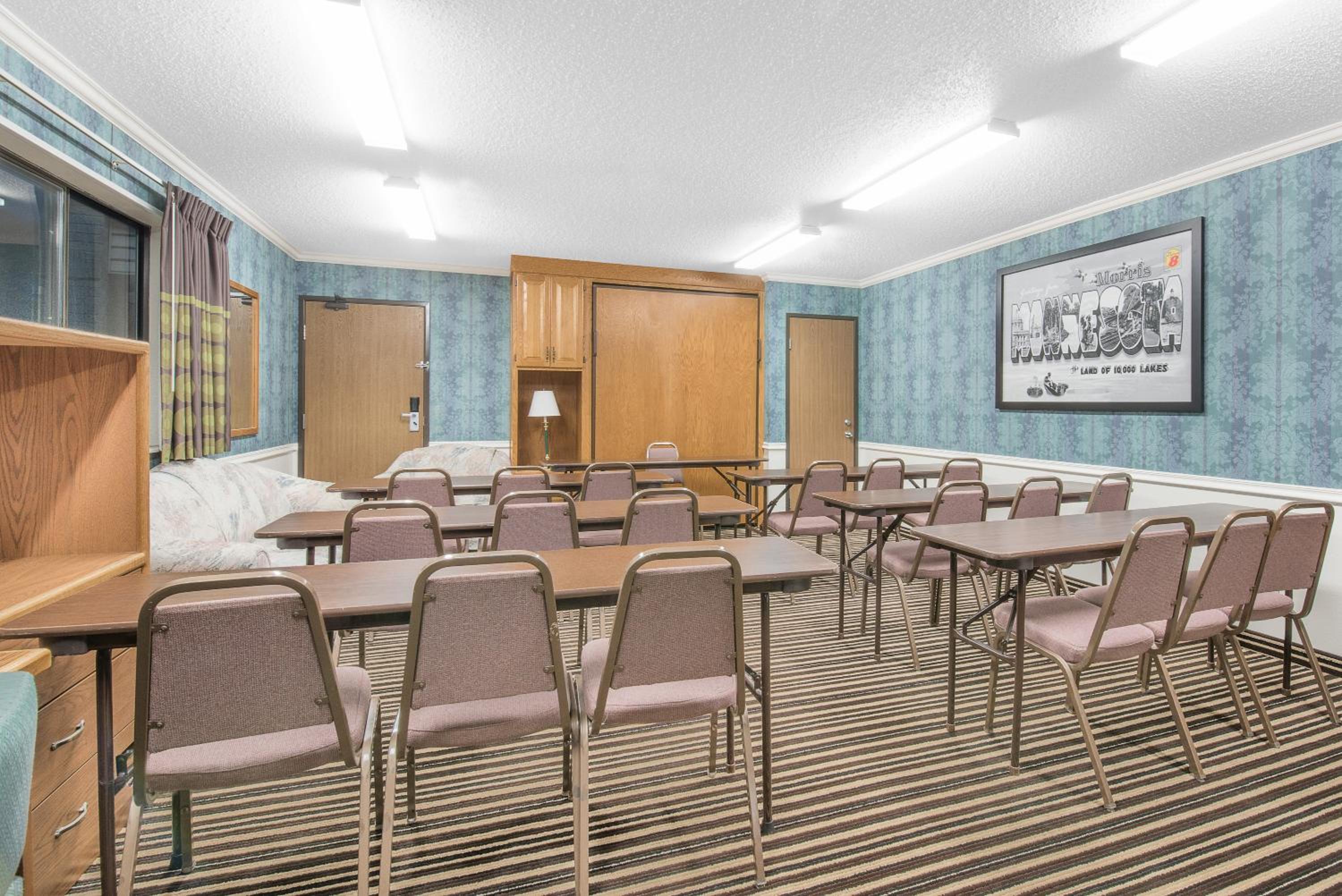 Wrangler Hotel Morris