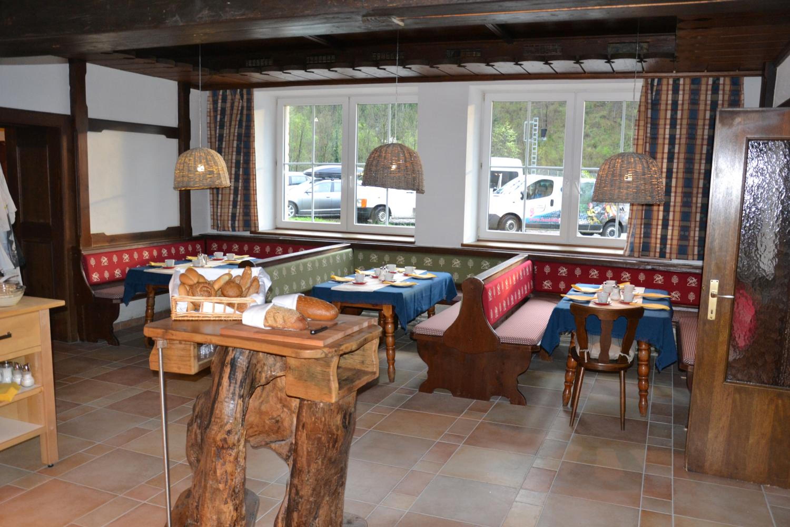 Freelife Guesthouse