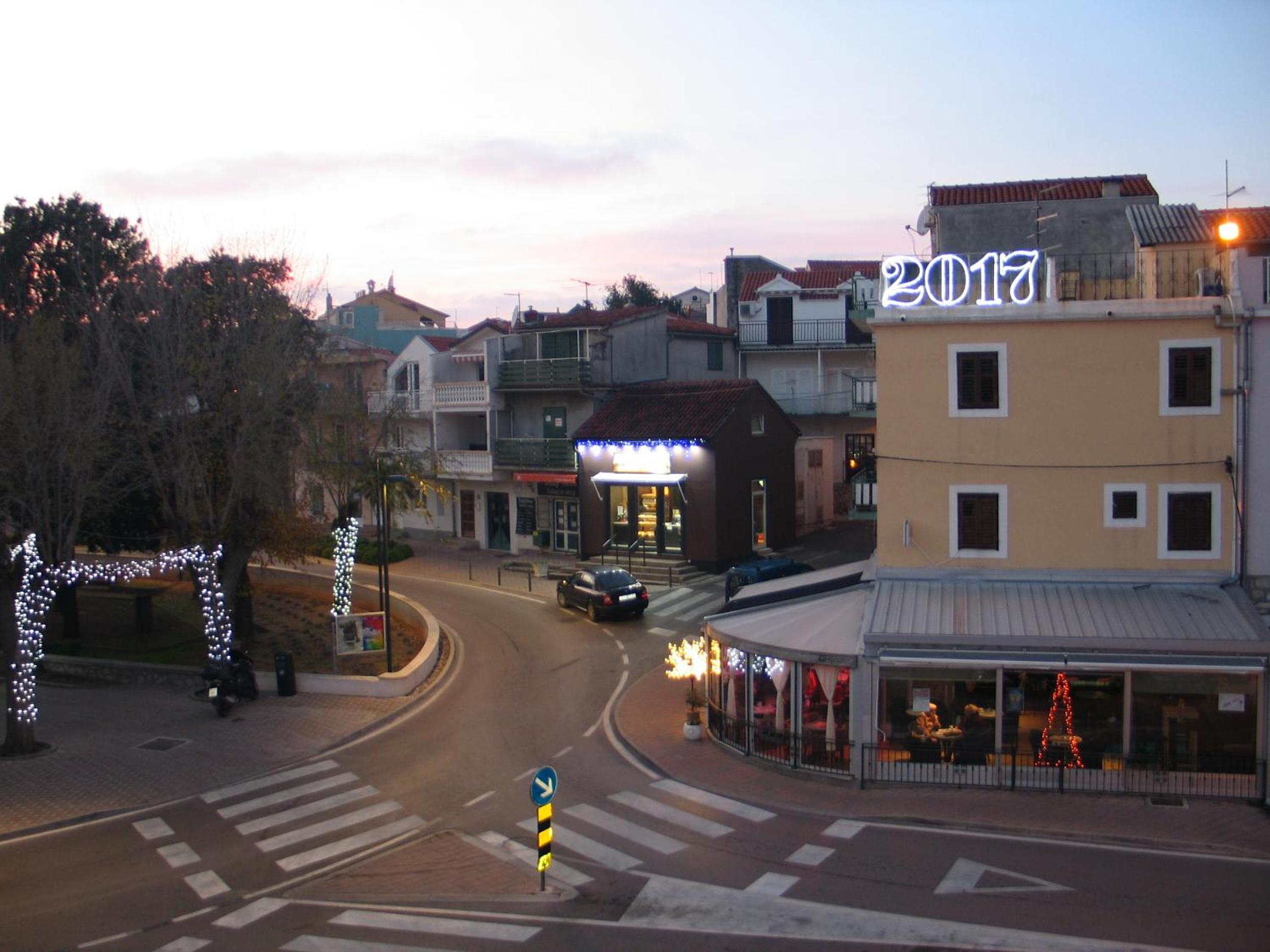 Photo 49