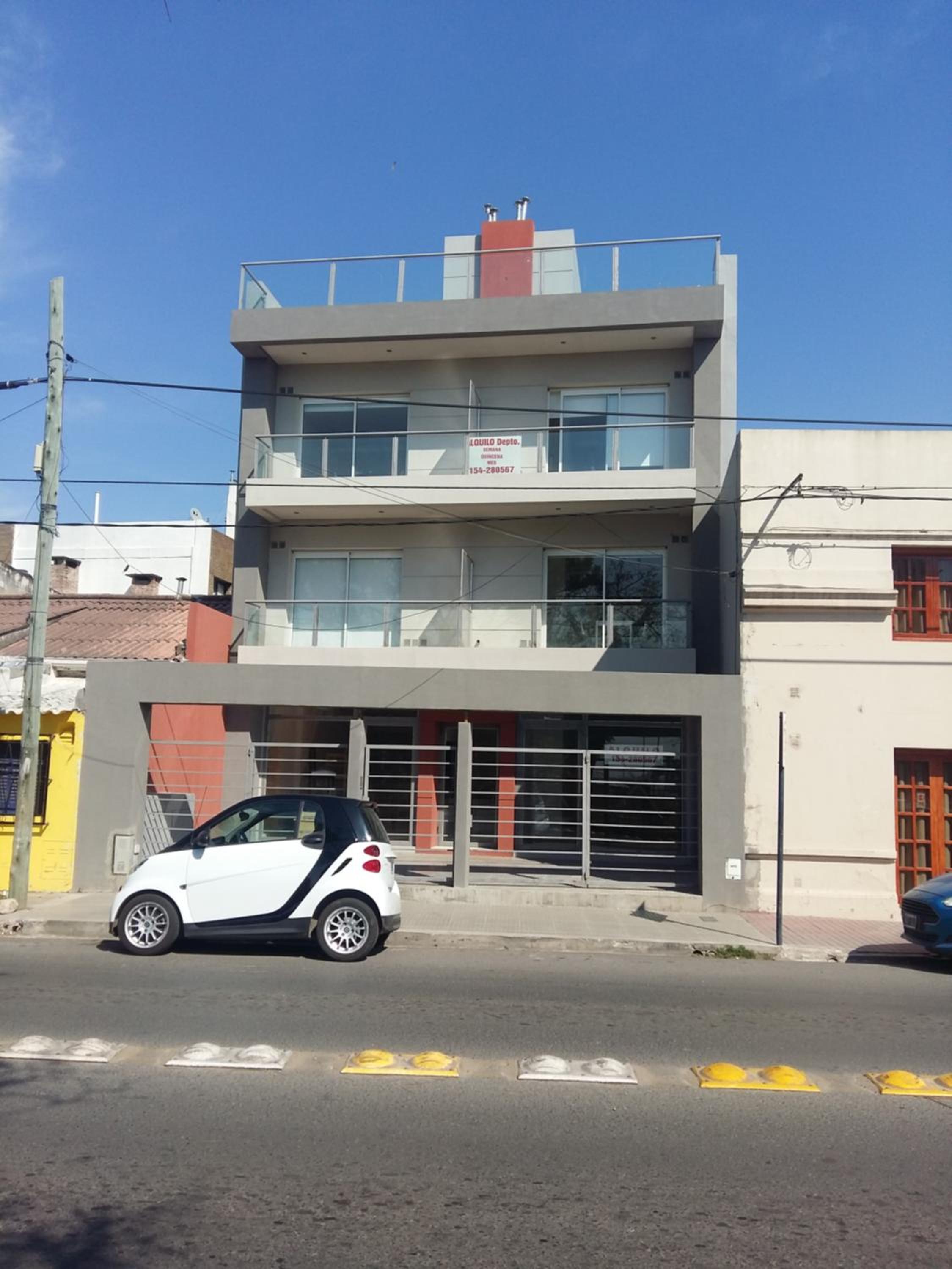 Frente al Río