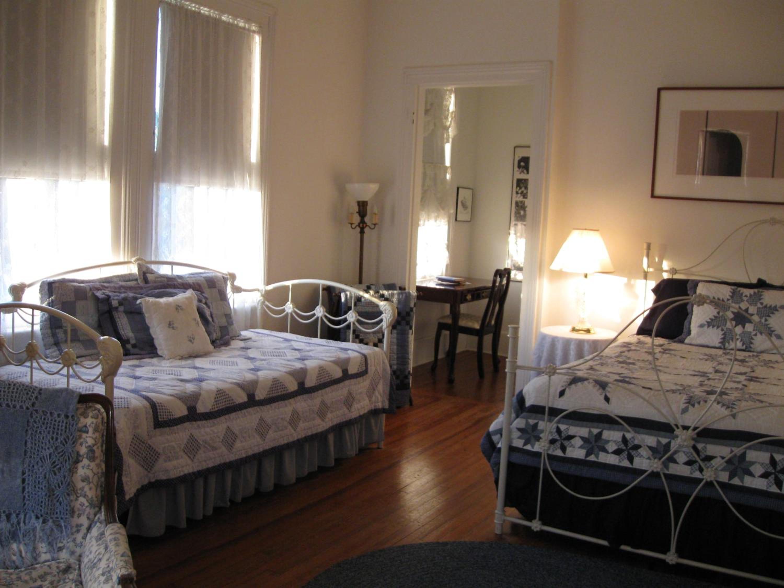 Photo 8