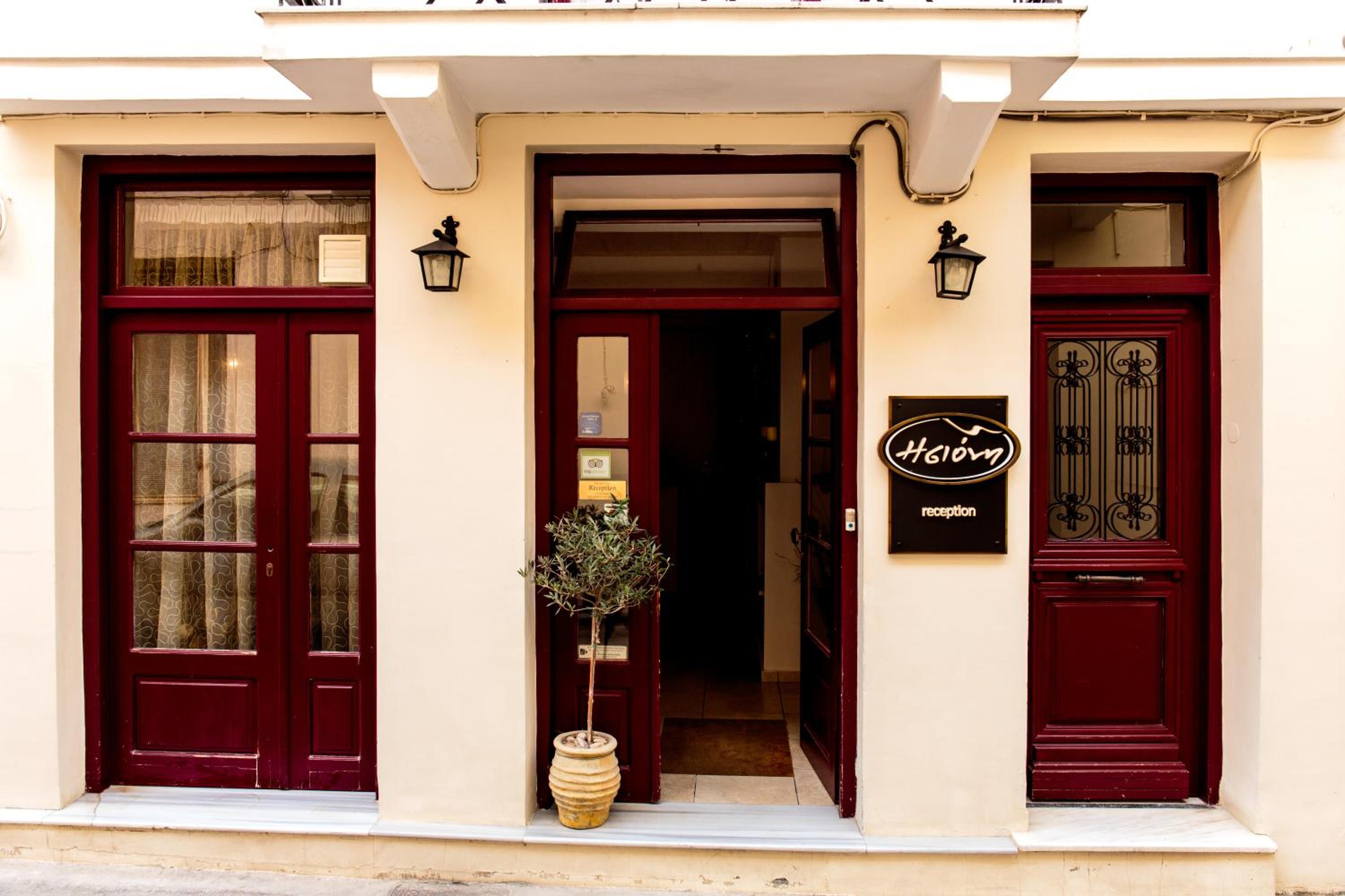 Isioni Pension