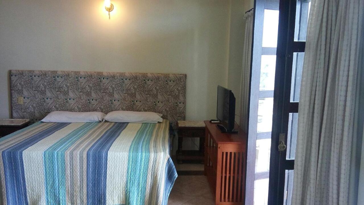 Solar do Carmo Suites & Apartments