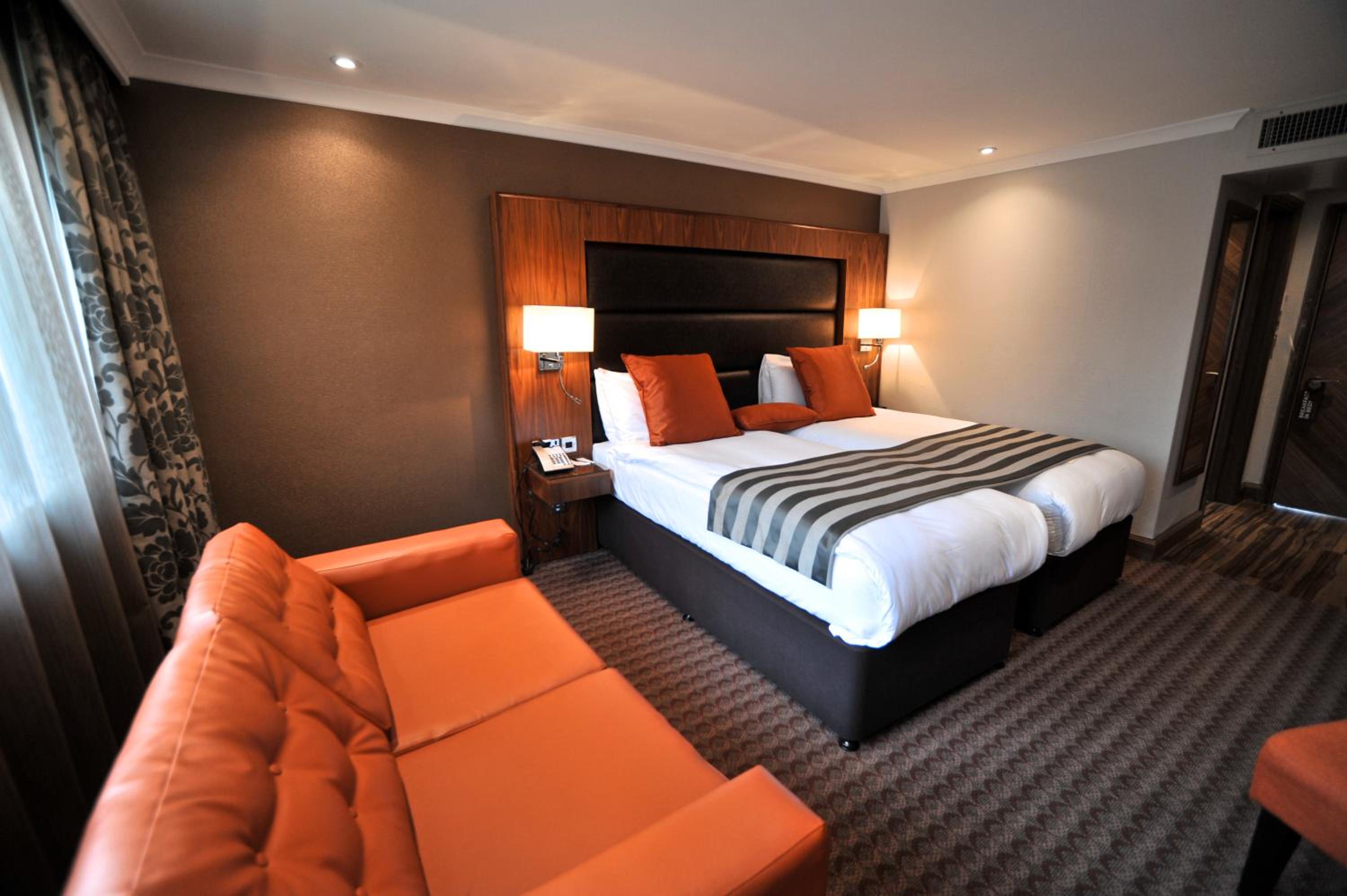 Farnham Vacations - Frensham Pond Country House Hotel  Spa - Property Image 11