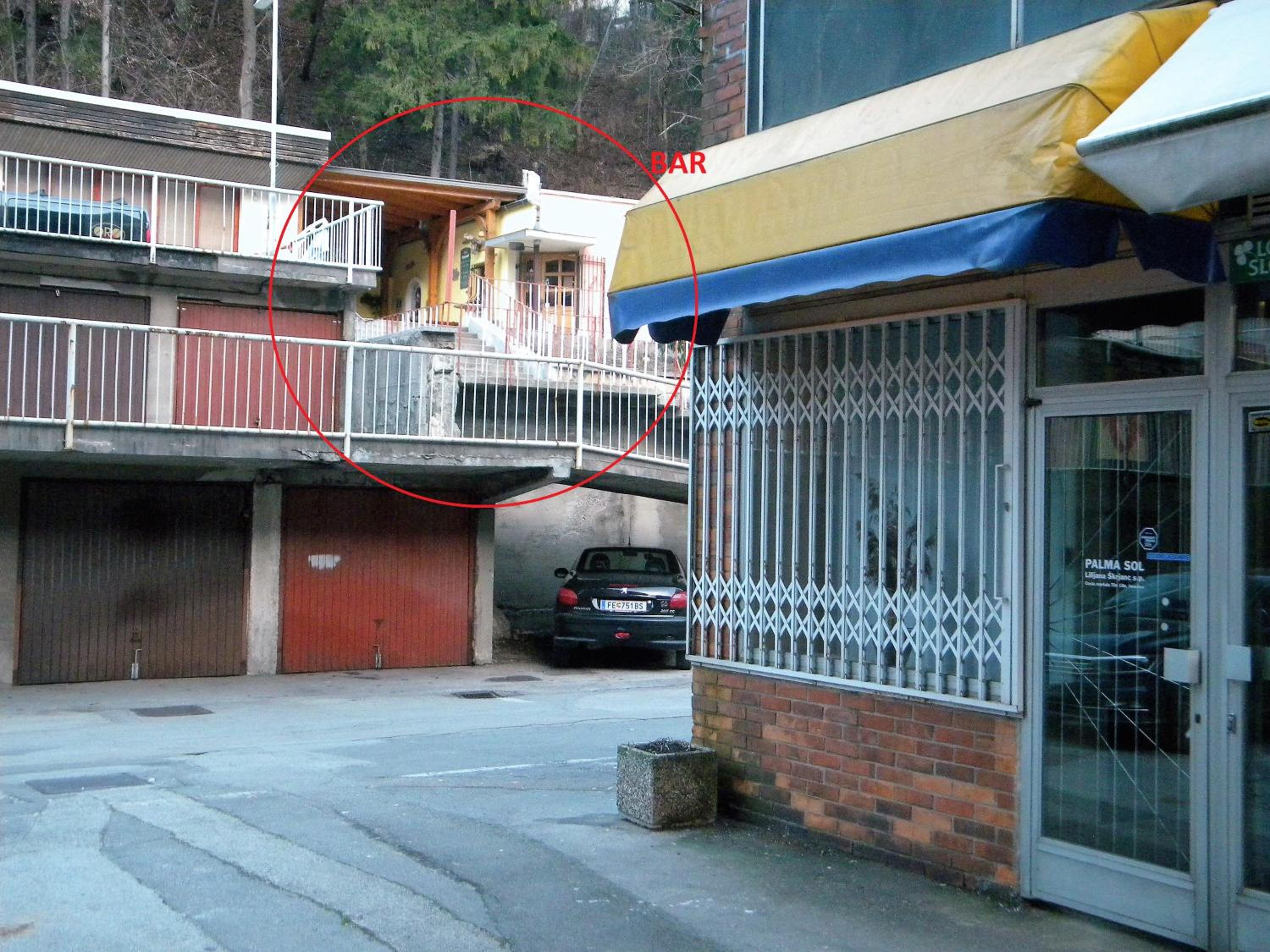 Photo 12