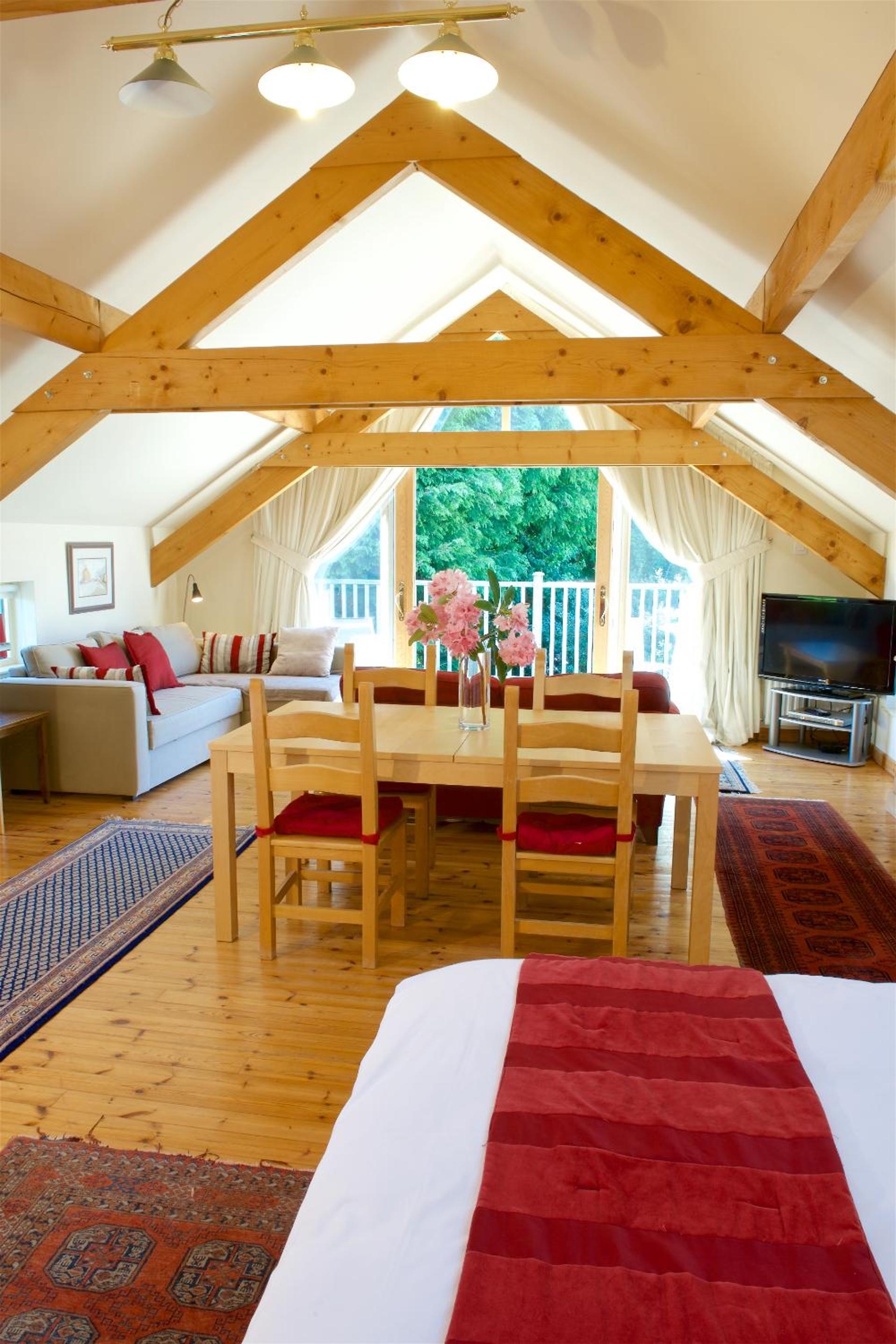 Cherryhill Lodge