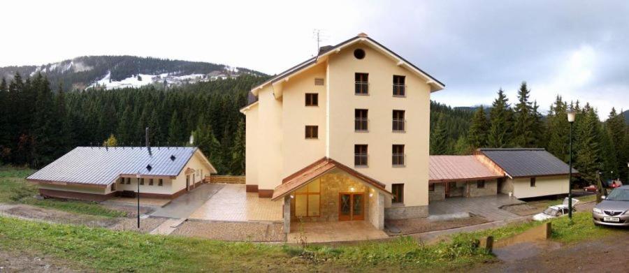 Apartmánový areál Poustevník view 2