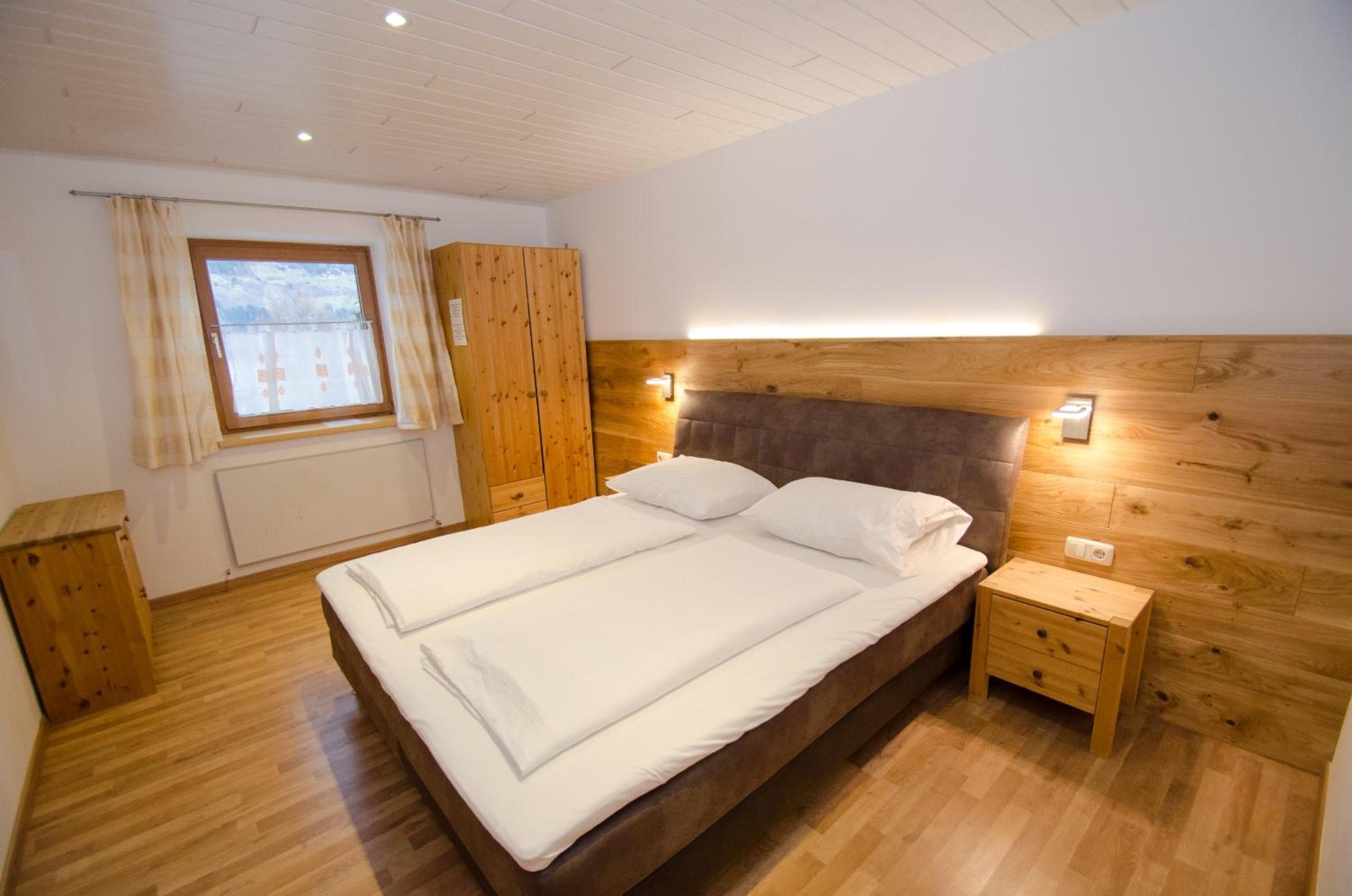 Apartment FUCHSLEHEN with terrace and mountain view by All in One Apartments