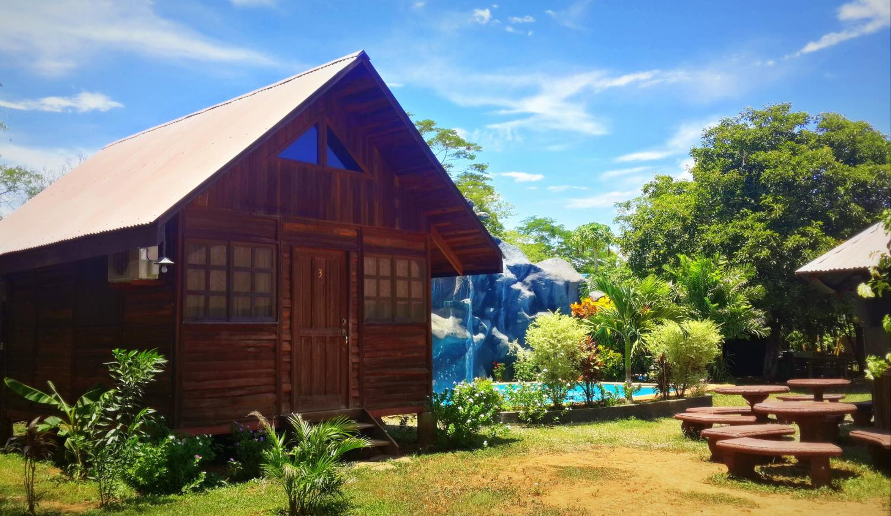 Hotel Cabañas La Teca