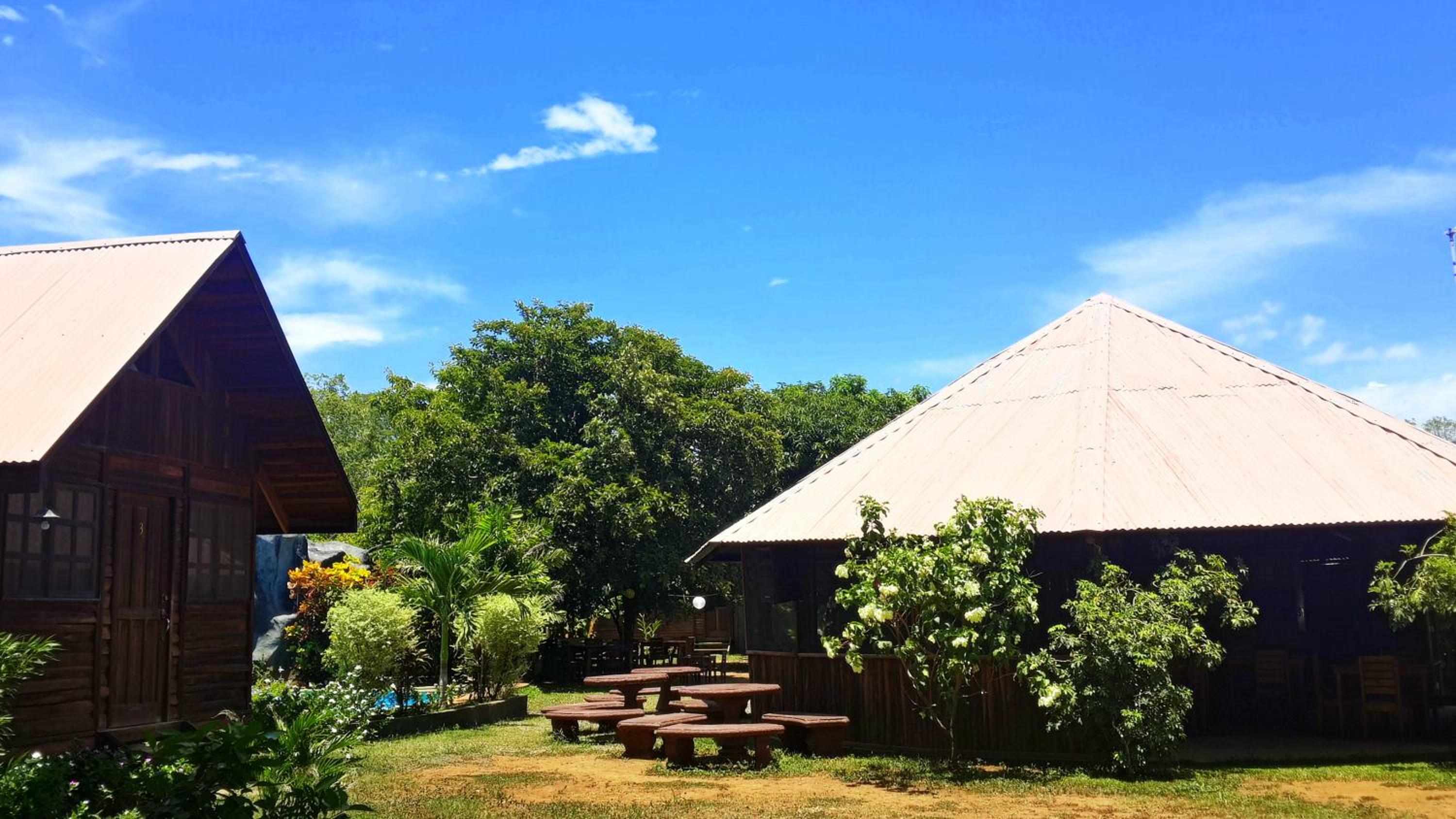 Hotel Cabañas La Teca