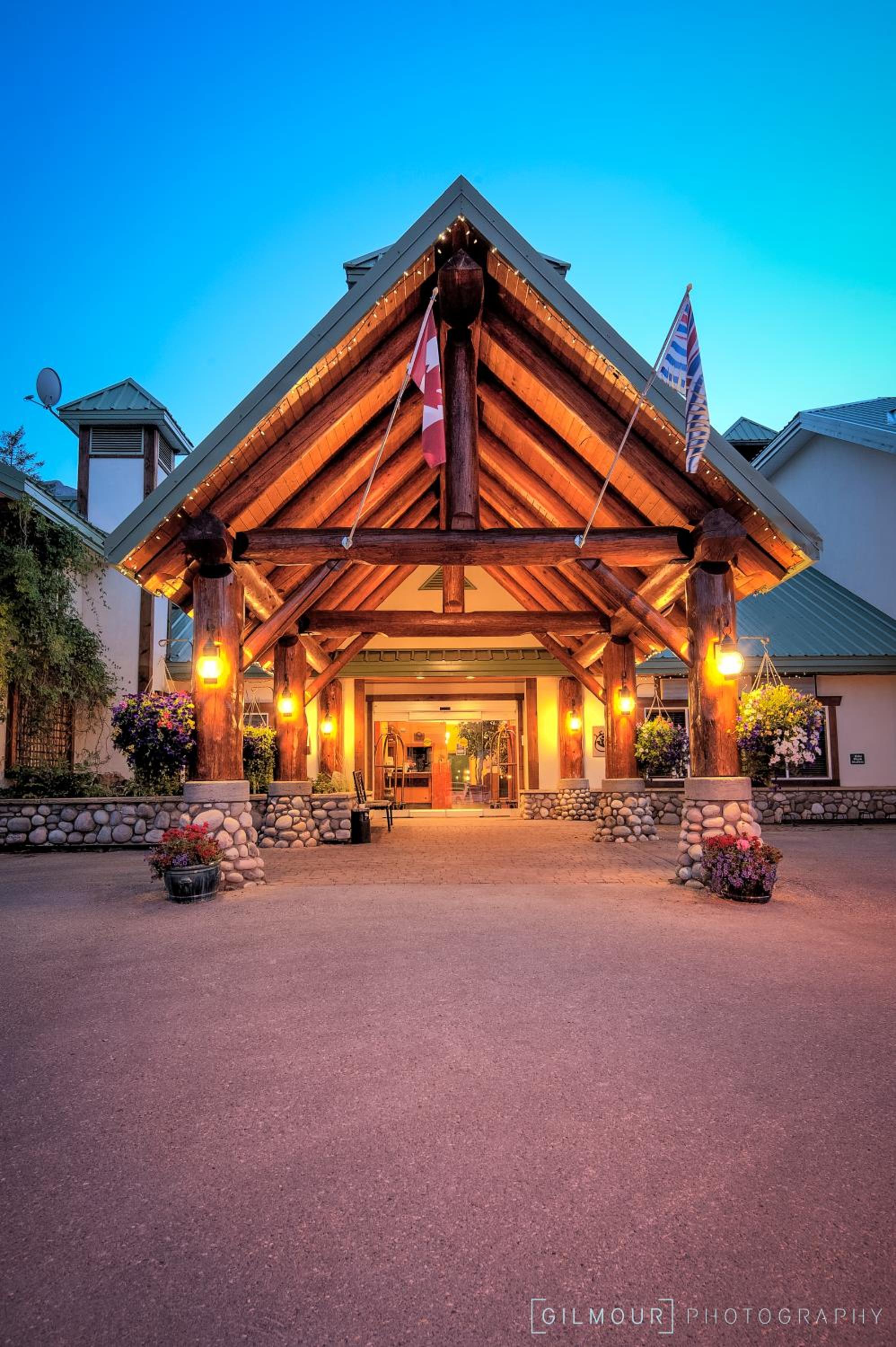 Fernie Vacations - Lizard Creek Lodge - Property Image 4