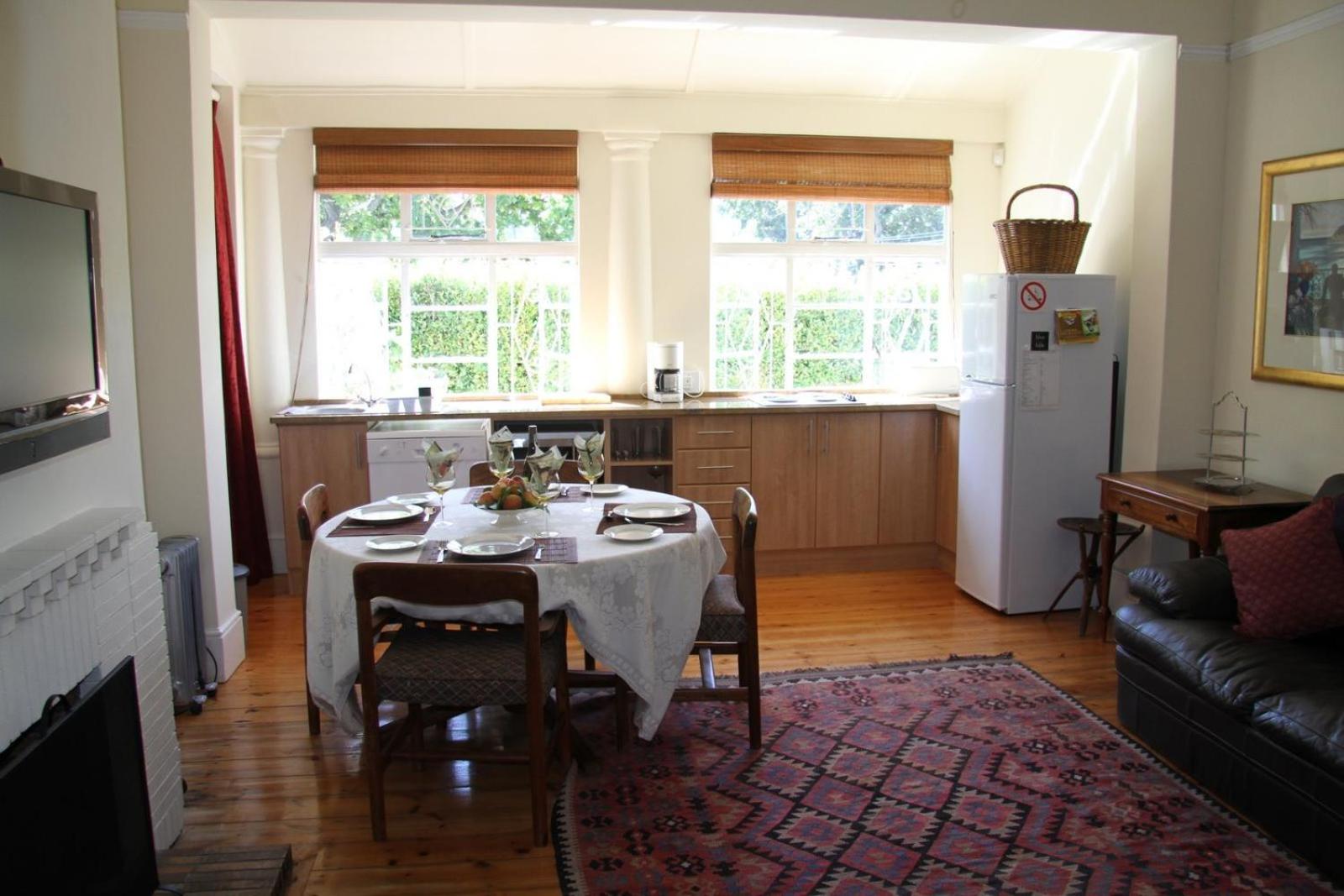 5 Camp Street Guesthouse & Self-catering