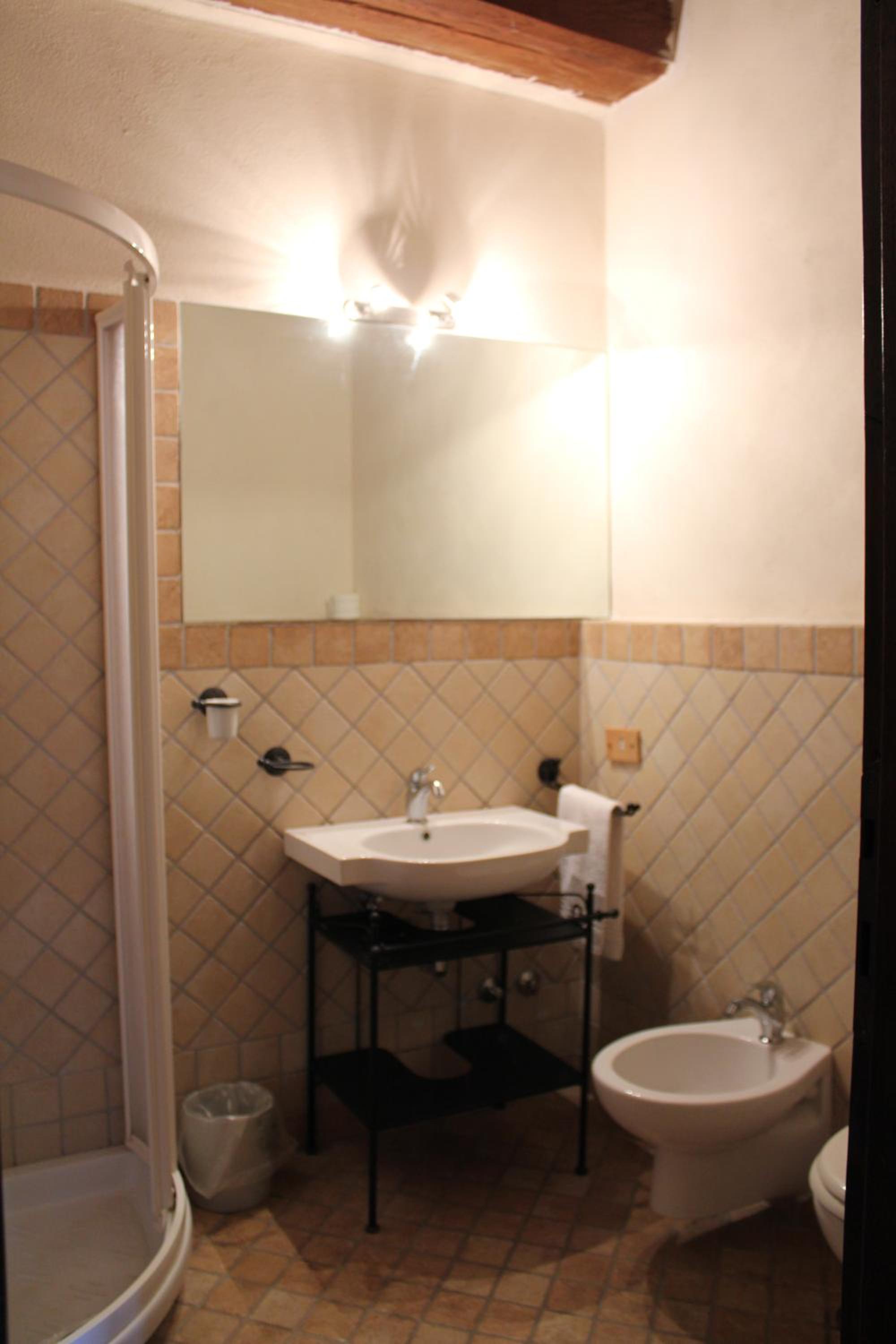 Photo 32