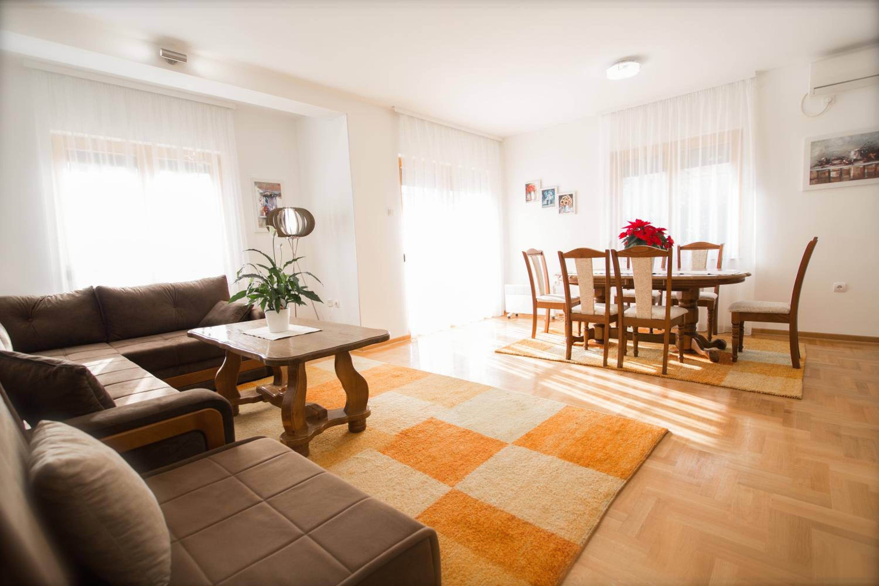 Luxury Apartments Taša