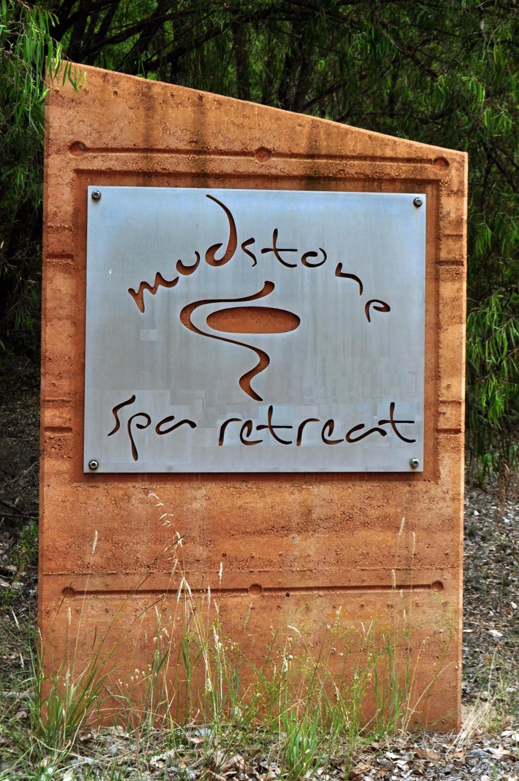 Mudstone Spa Retreat