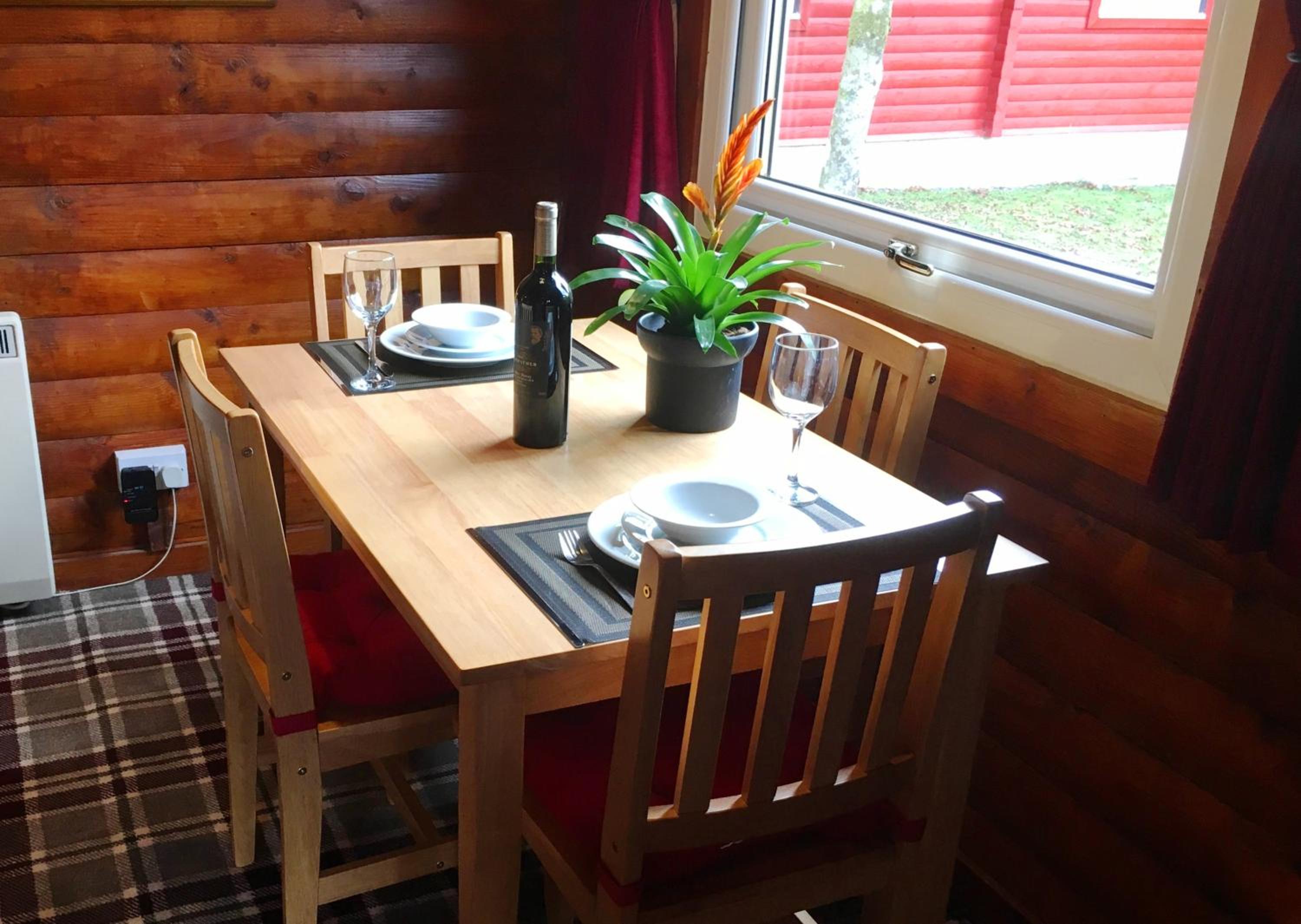 Pucks Glen Lodges - Cosy Lodges in a Woodland Setting
