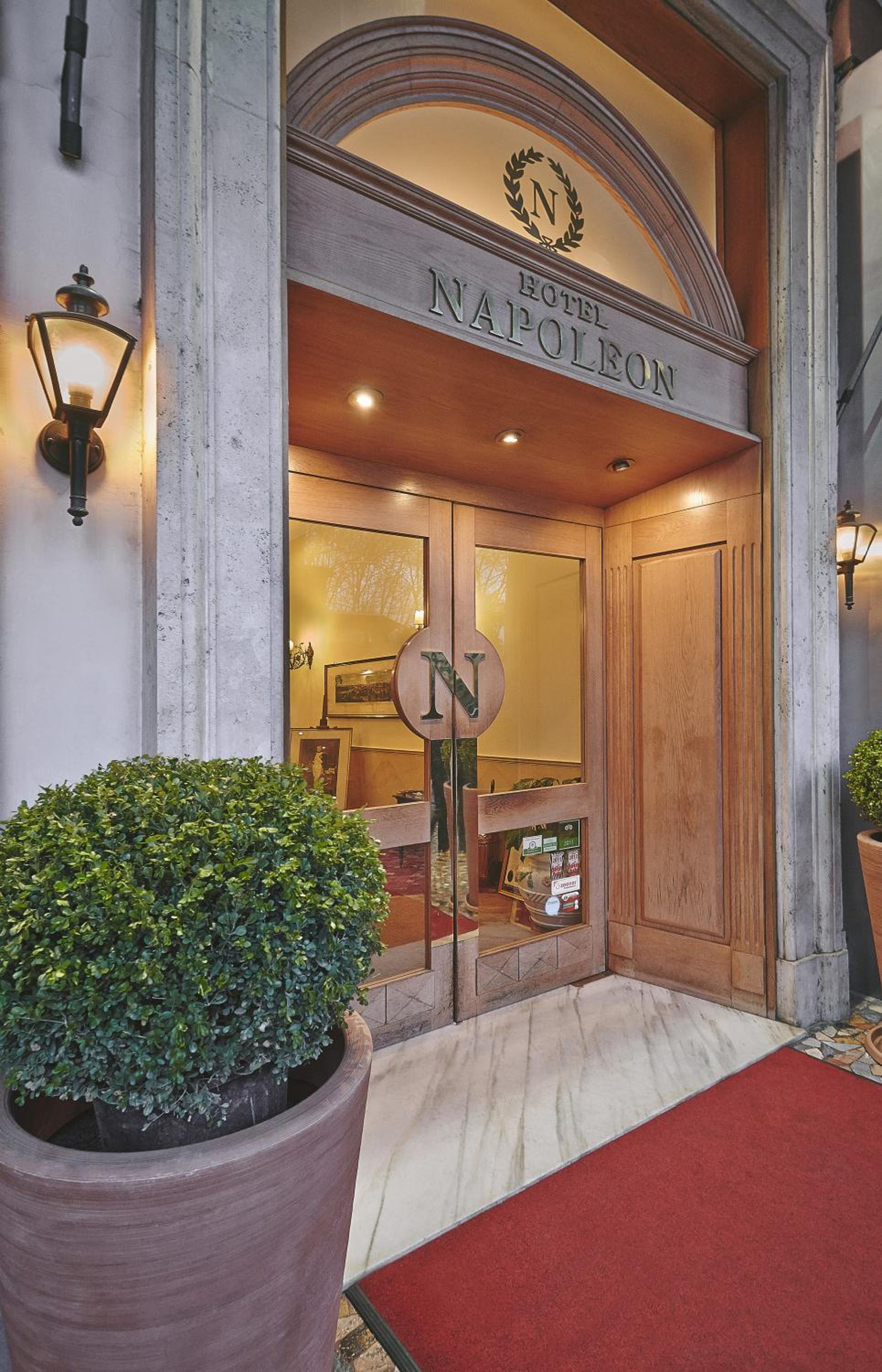 Hotel Napoleon-0