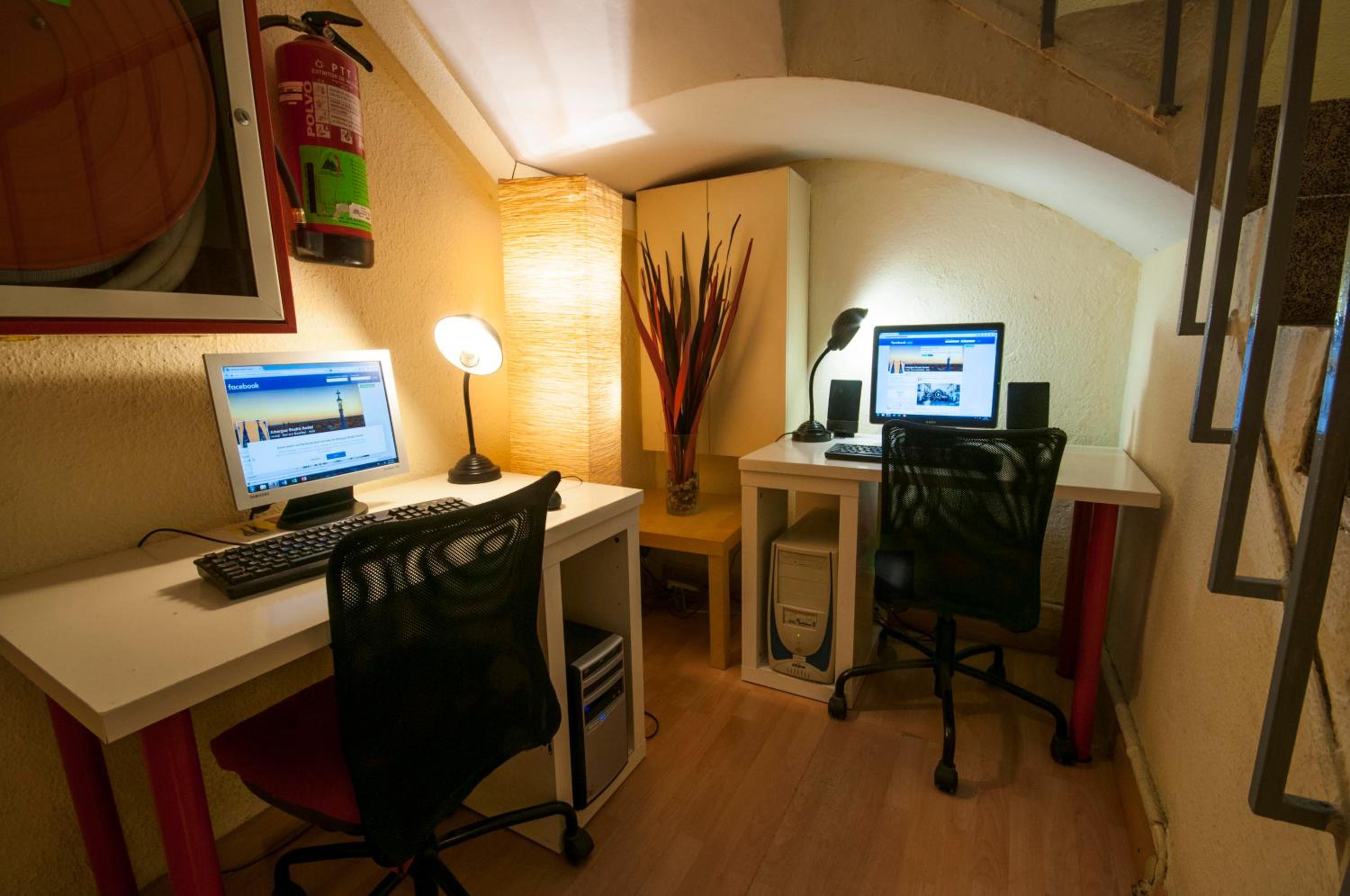 Studio Hostel