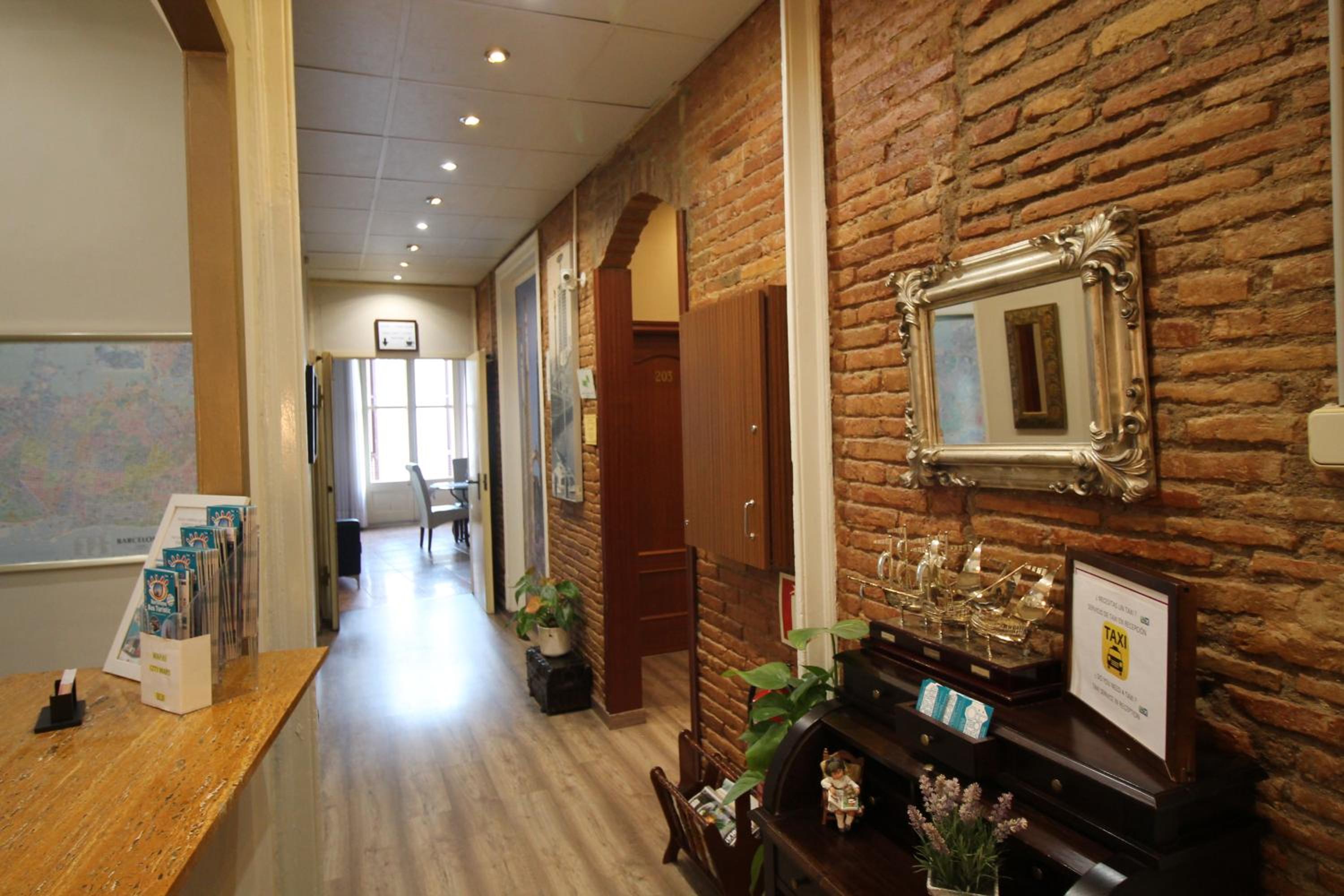 Hostal Orleans