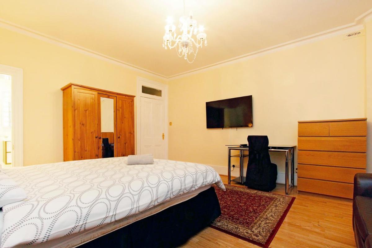 Hyde Park Serviced Rooms