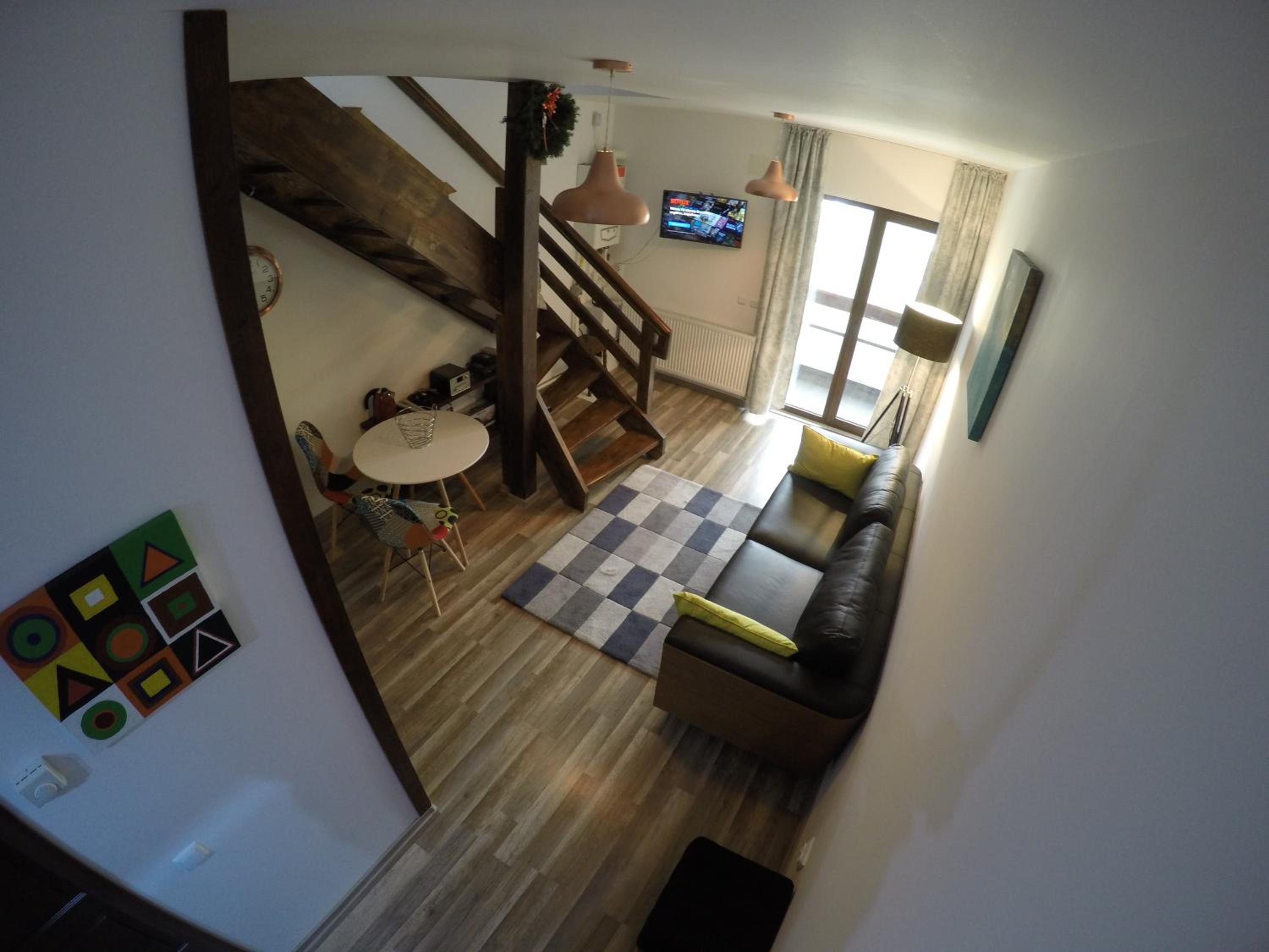 Duplex Apartment Busteni view 3