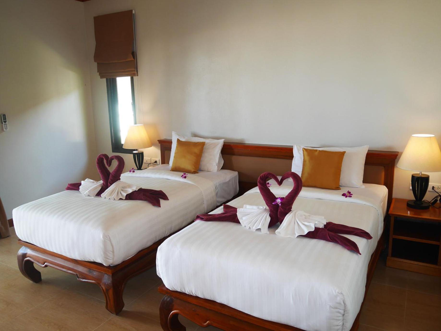 The Sunset Beach Resort - Koh Kho Khao