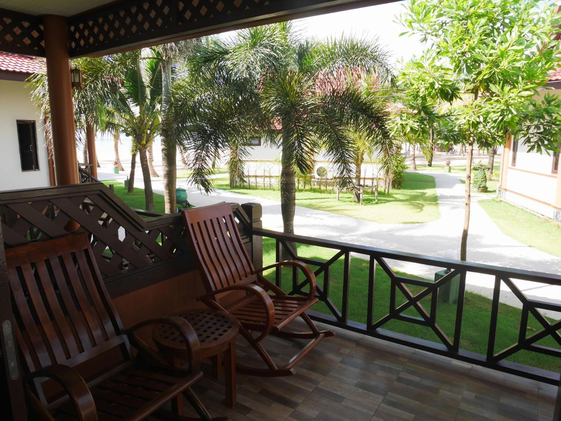 The Sunset Beach Resort - Koh Kho Khao