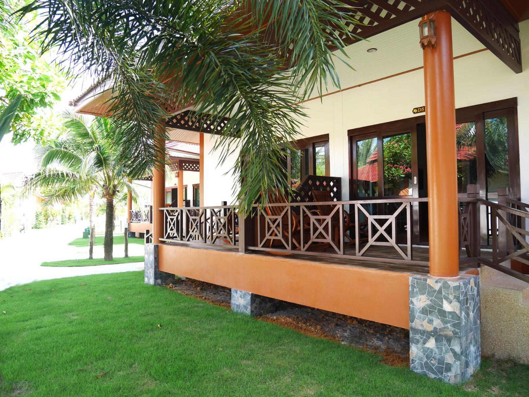 The Sunset Beach Resort - Koh Kho Khao