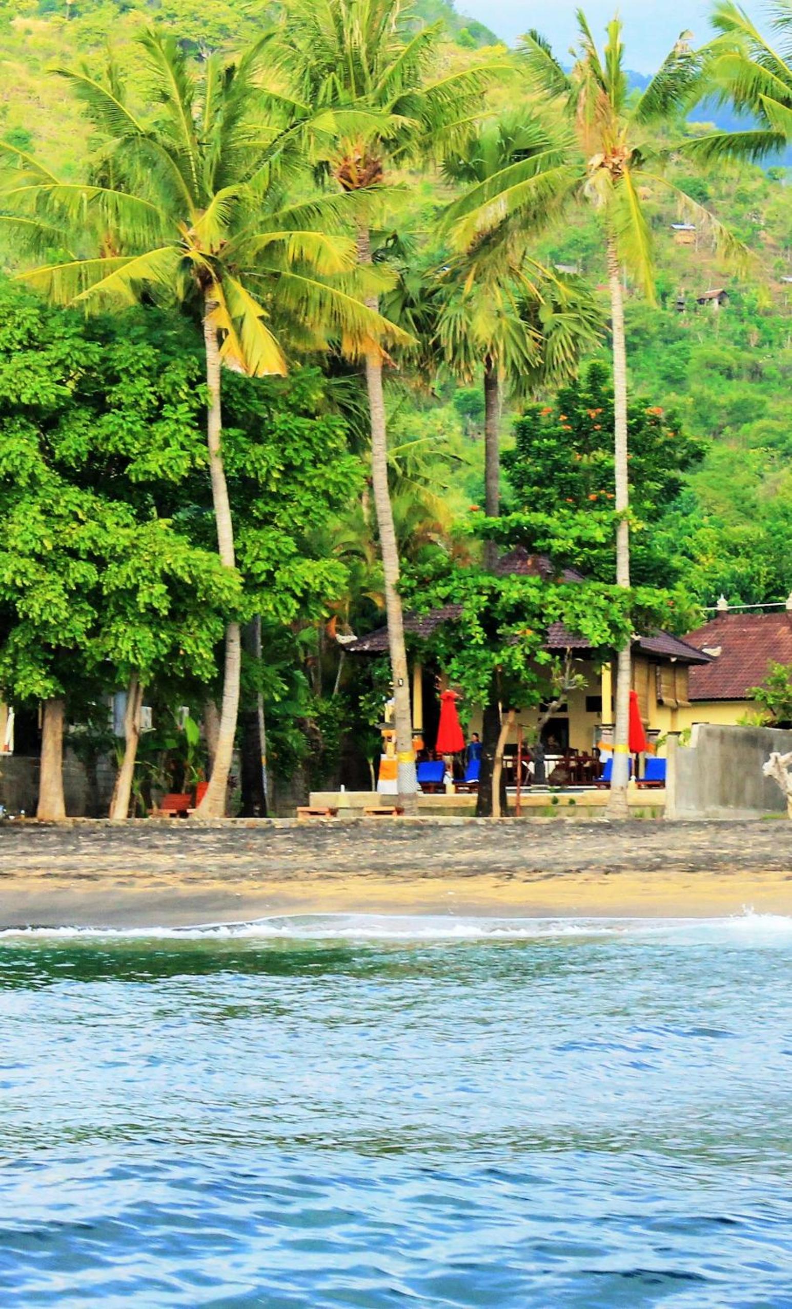 Bintang Beach Villa