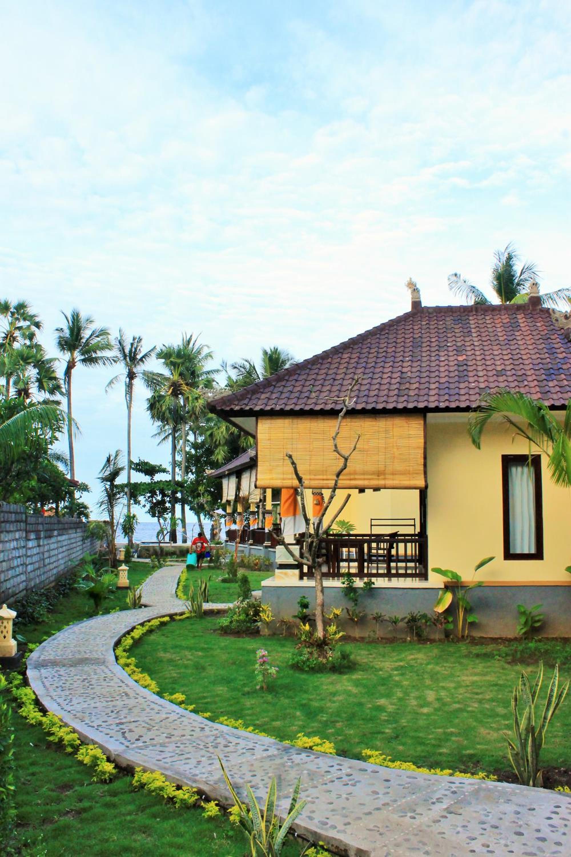 Bintang Beach Villa