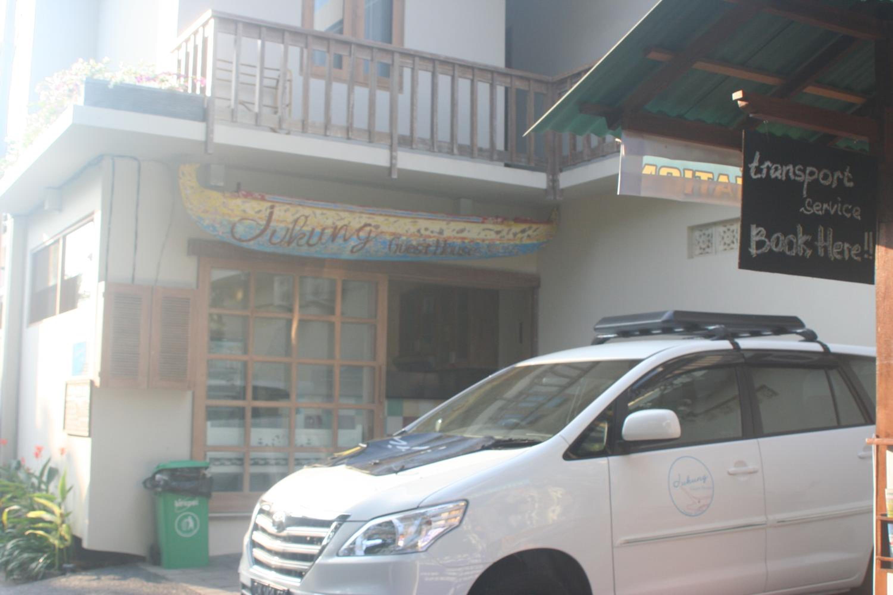 Jukung Guest House