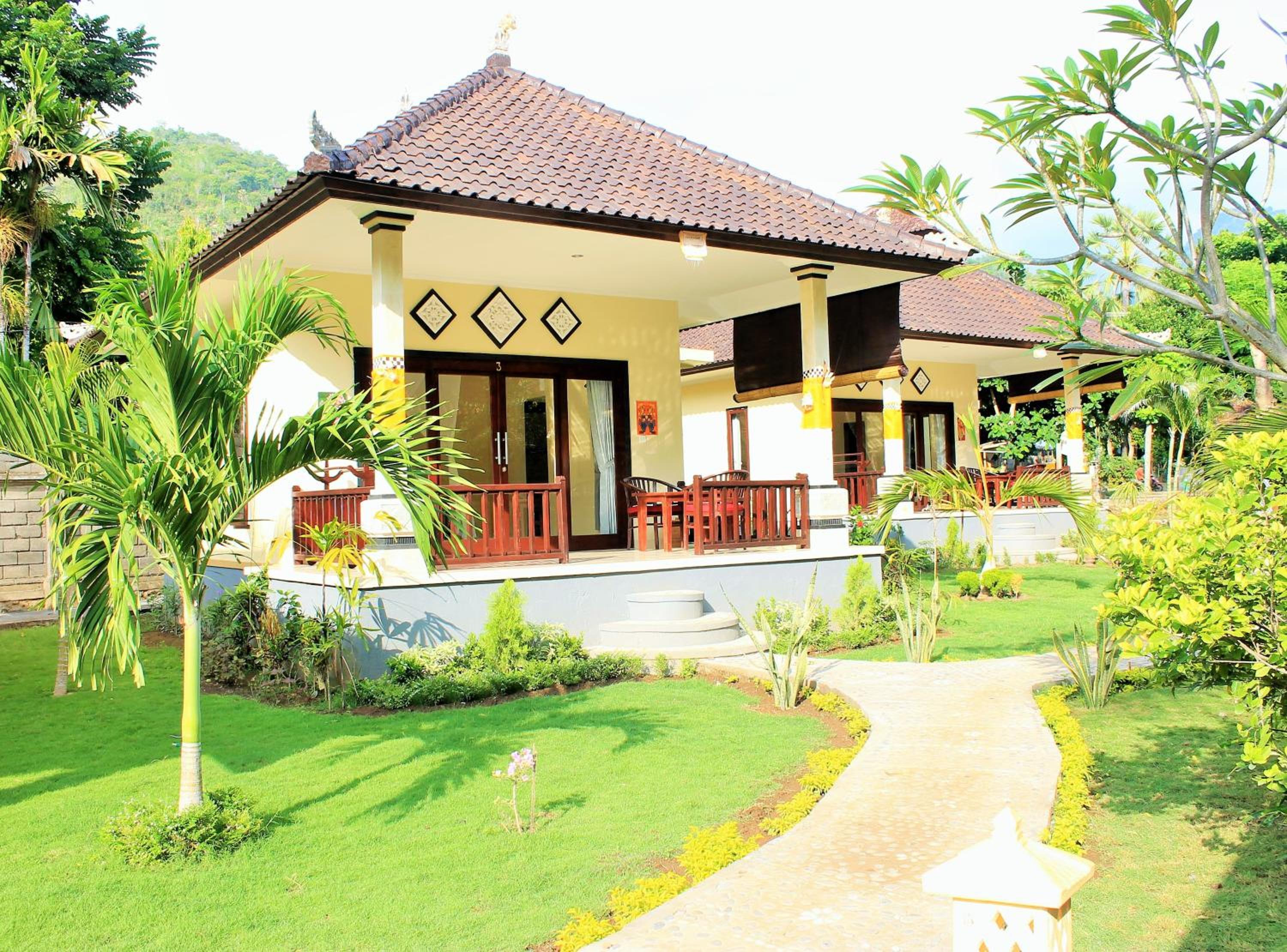 Bintang Beach Villa
