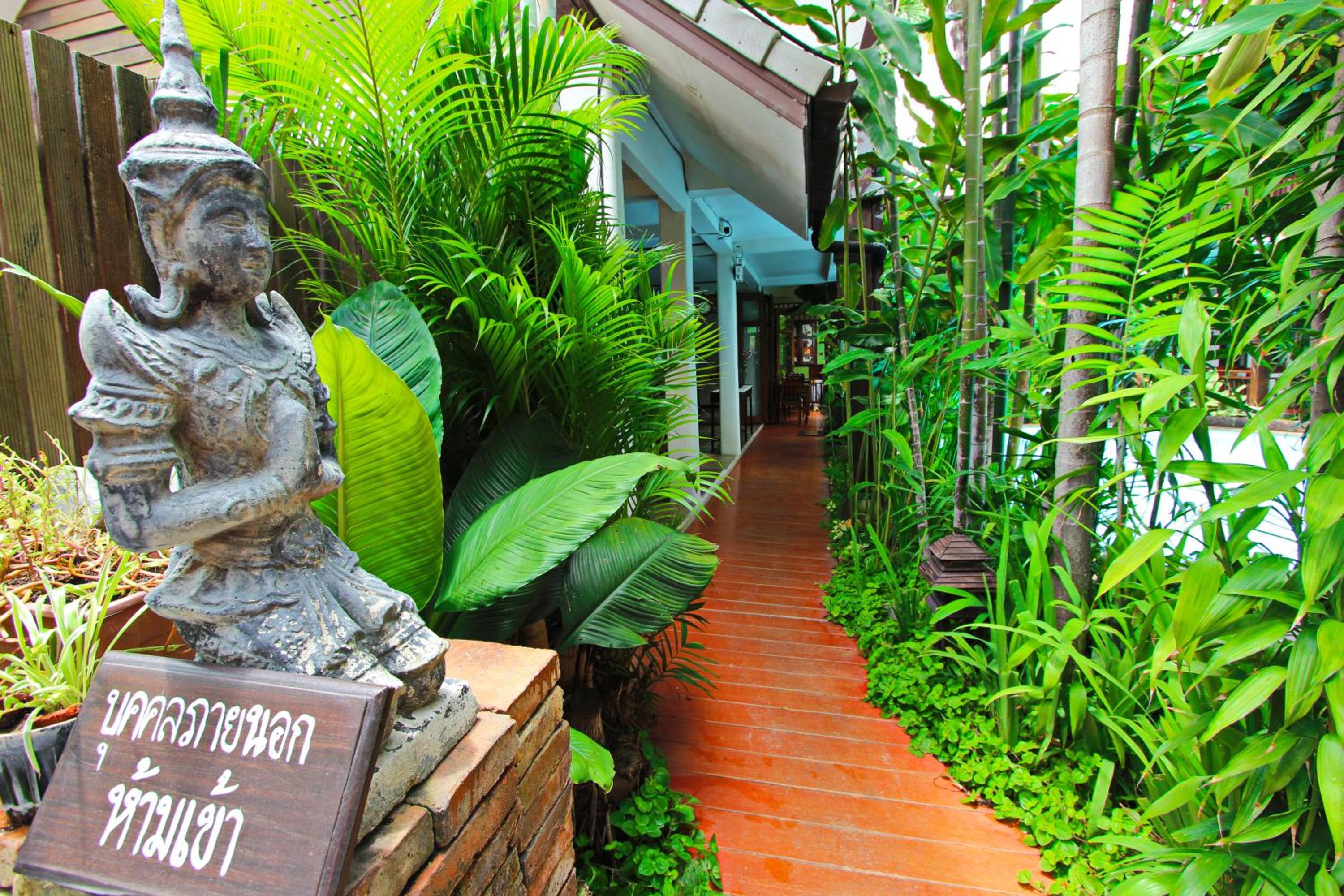 Shewe Wana Boutique Hotel - Image 5