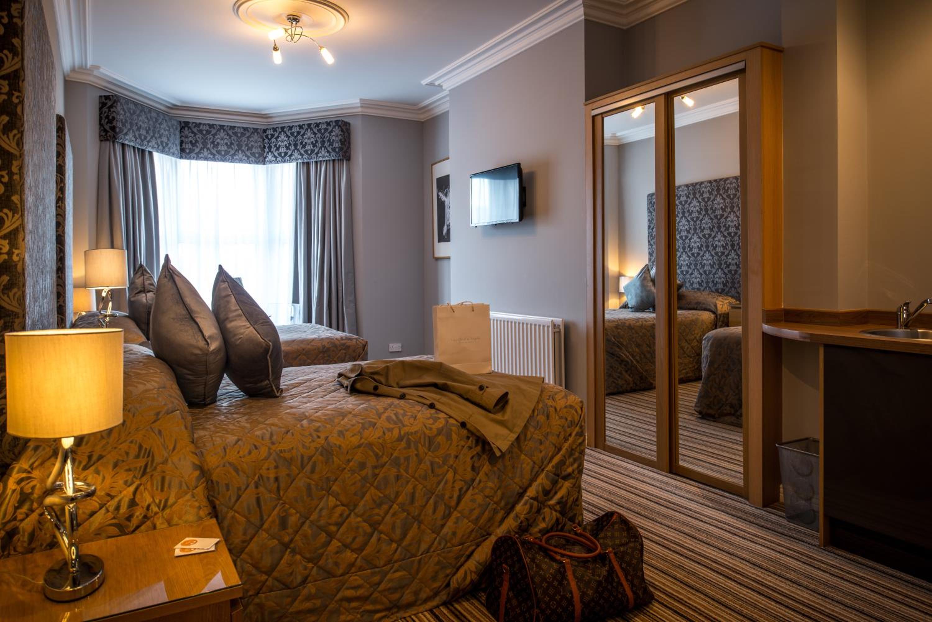Whitley Bay Vacations - York House Hotel - Property Image 5