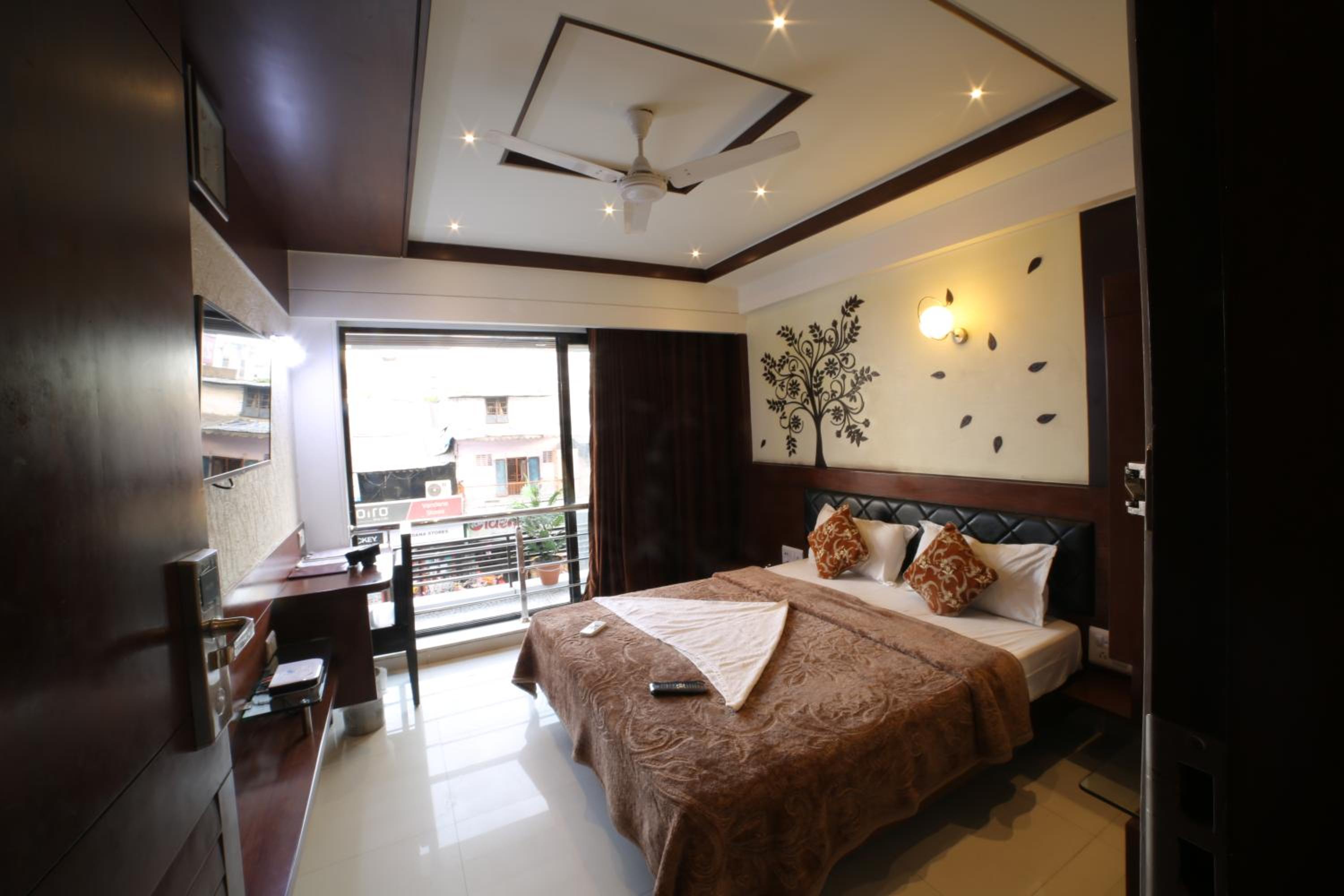 Hotel Grand Pragati