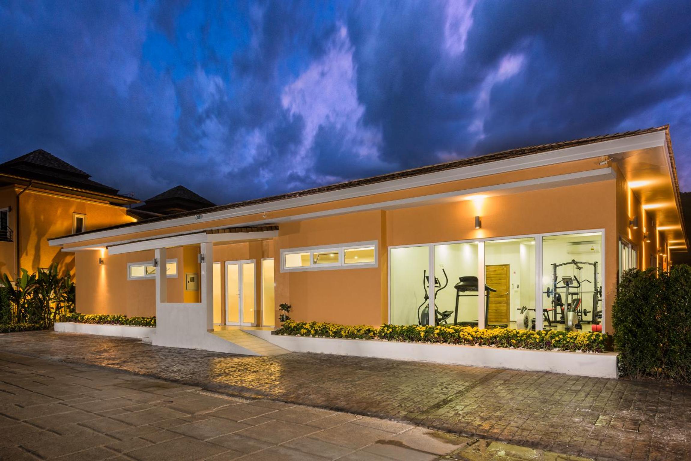 Sunset Emily Villas & Rooms