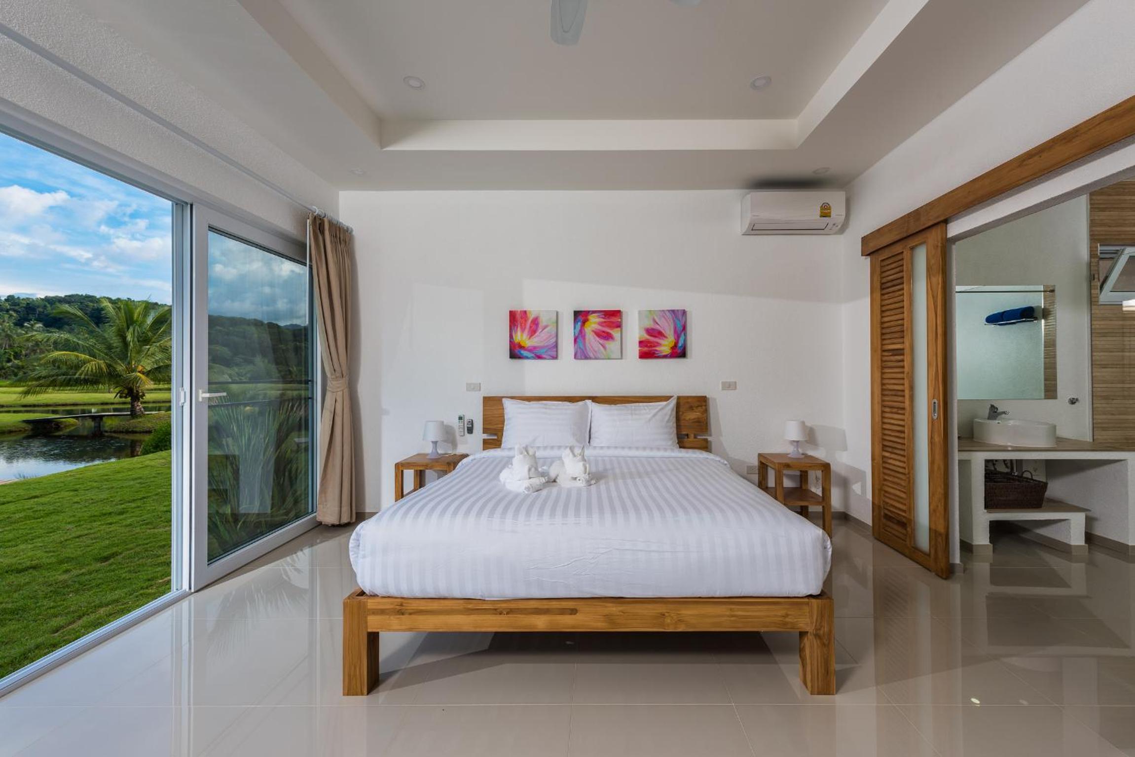 Sunset Emily Villas & Rooms