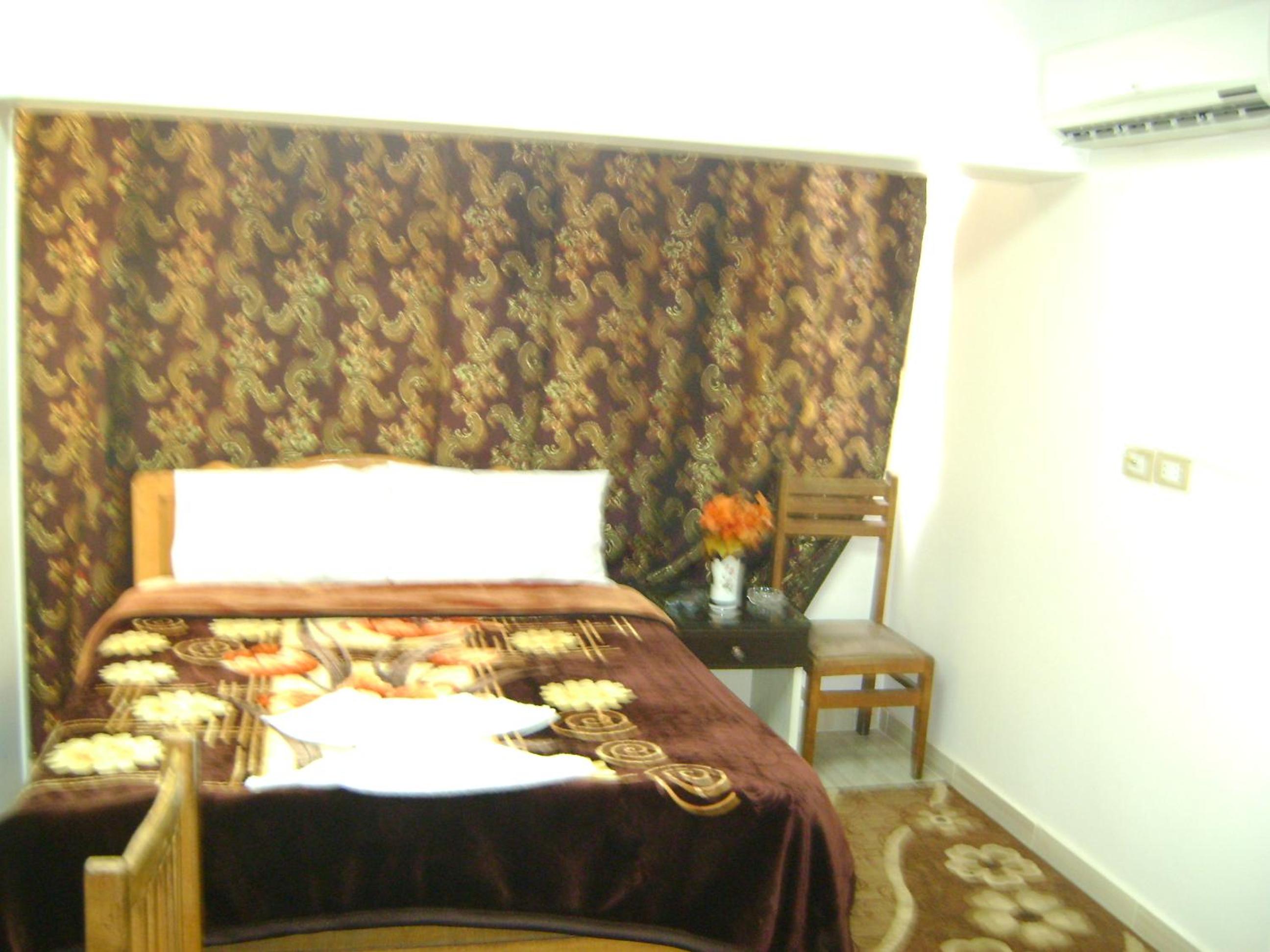 Isis Hostel 2