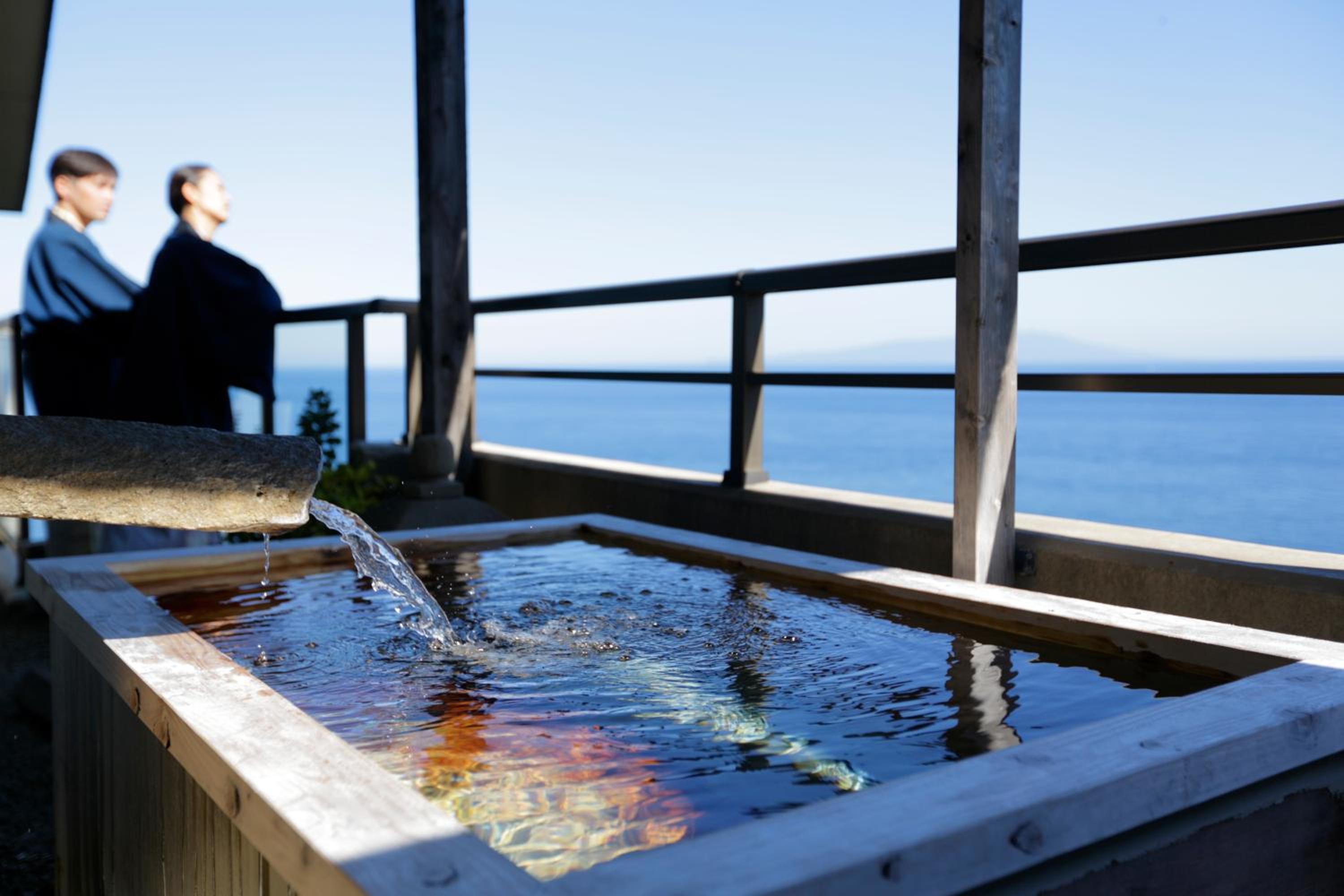 IZU RETREAT by Onko Chishin