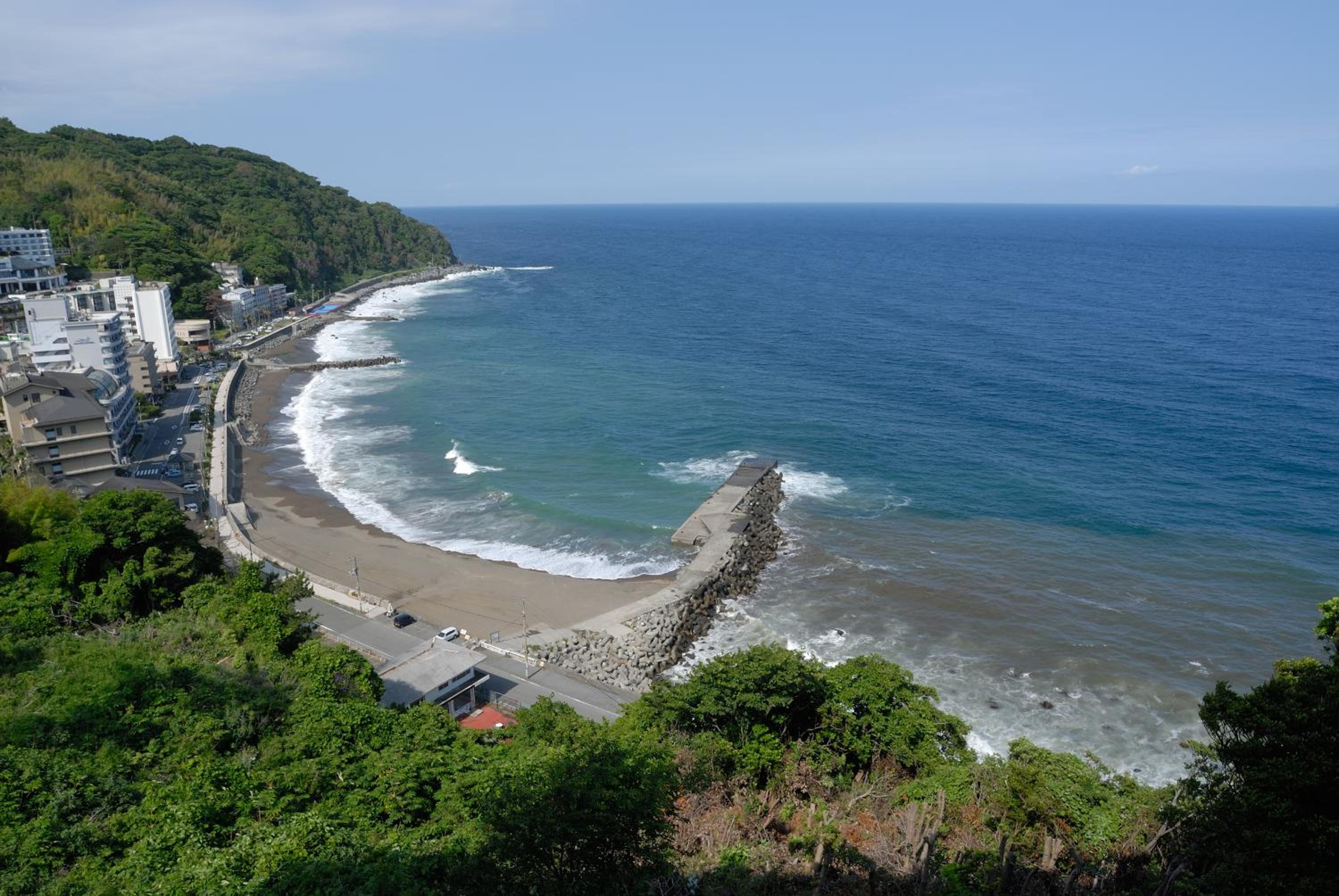IZU RETREAT by Onko Chishin