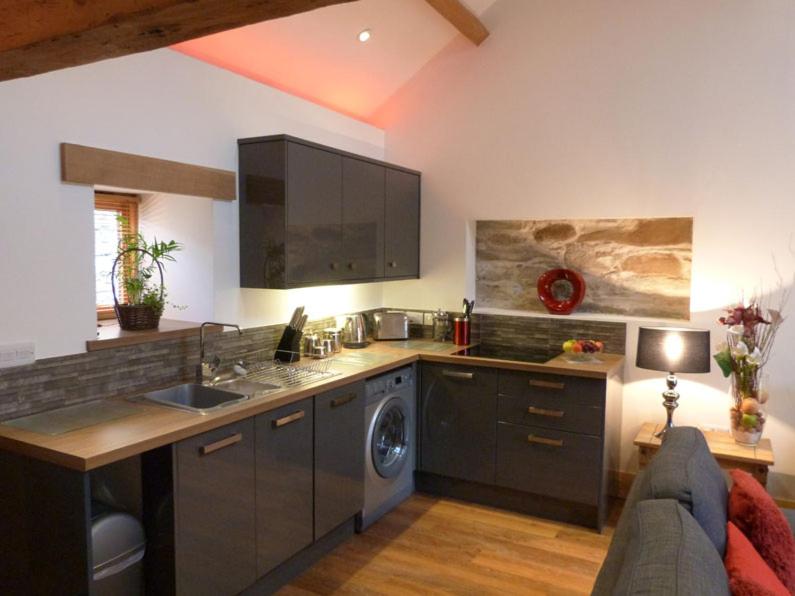 2 Bed in Bala oc-82212 view 3