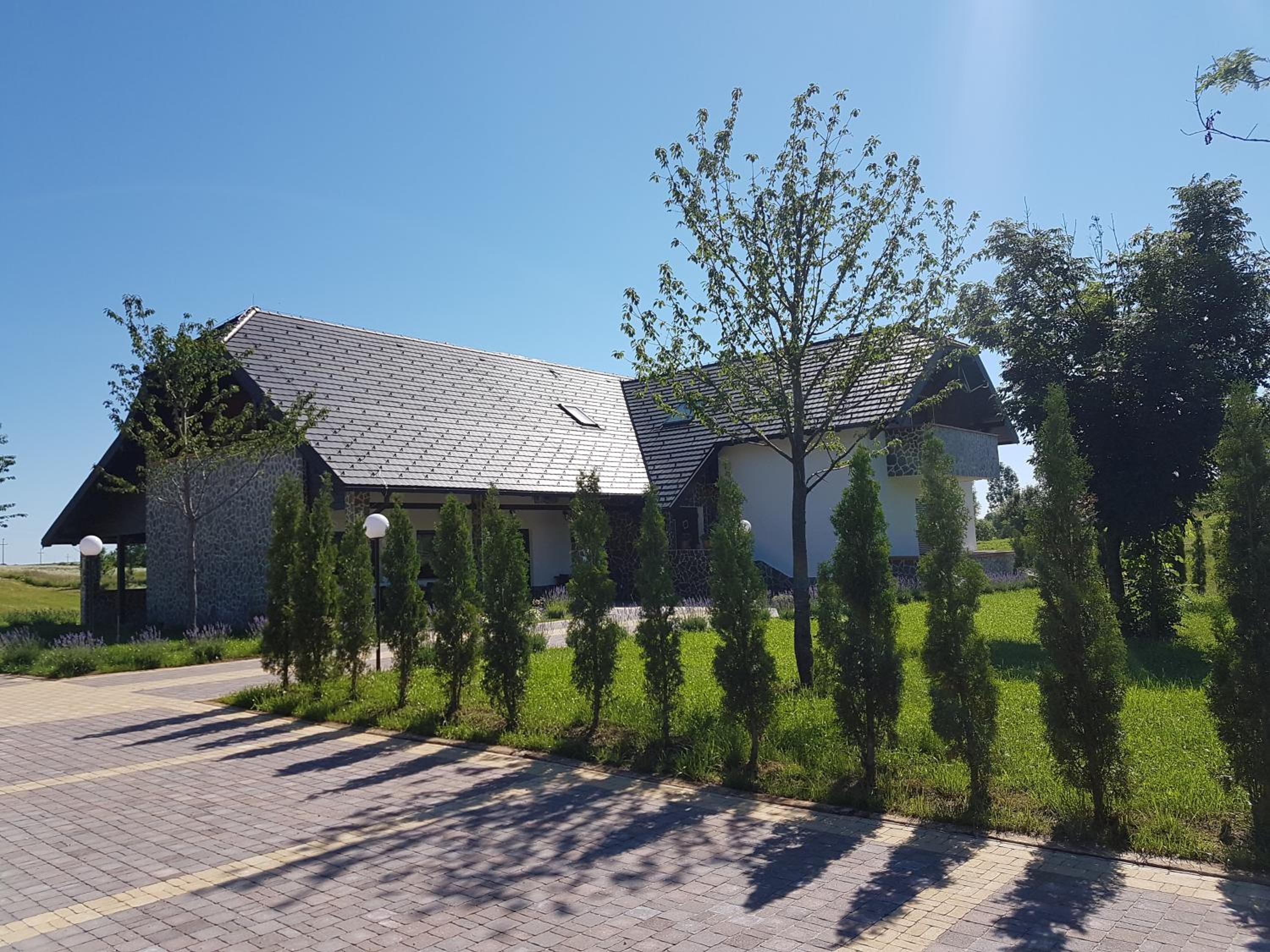 Villa Stone