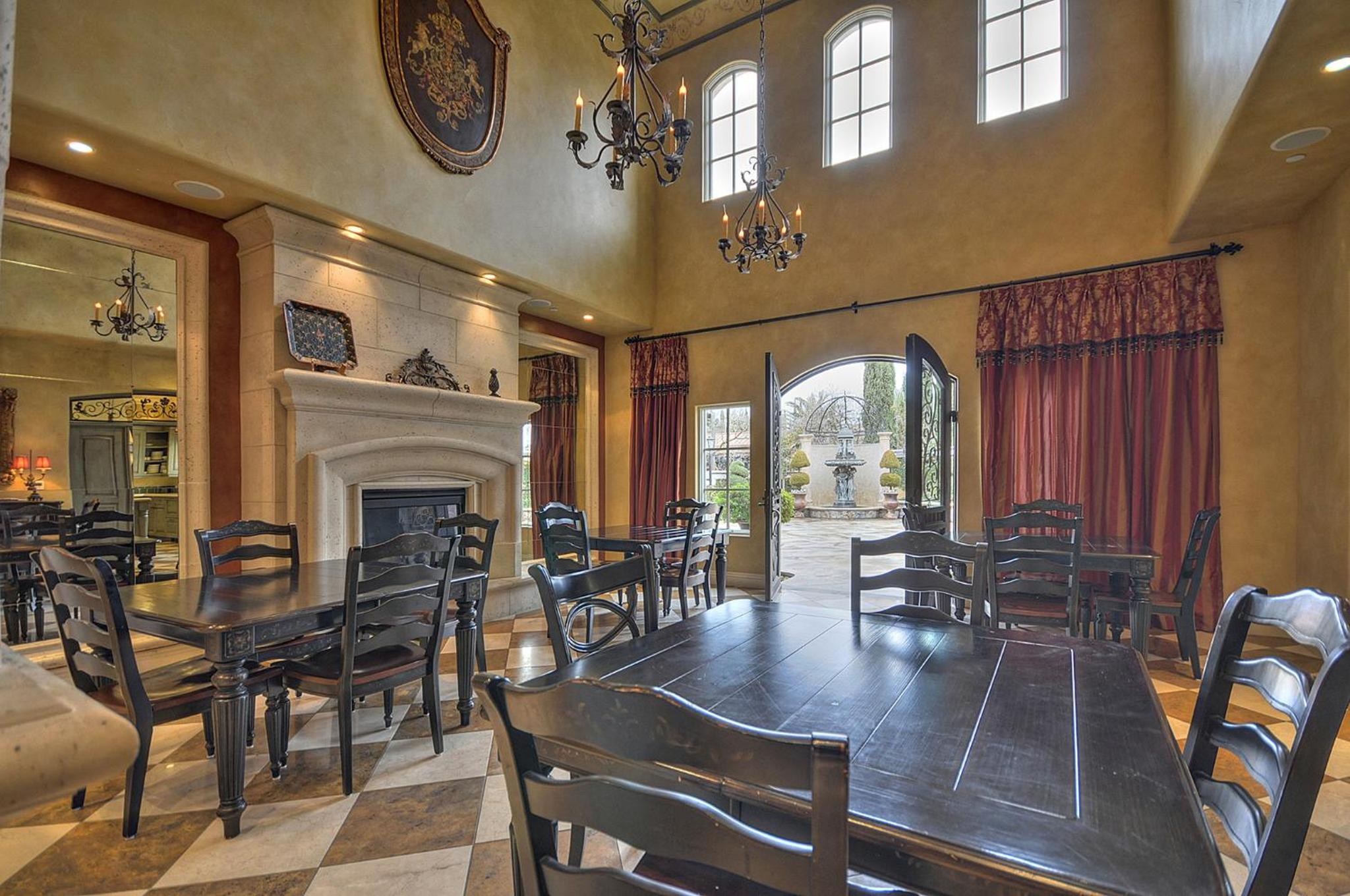 Villa Arden Hills, photo 24