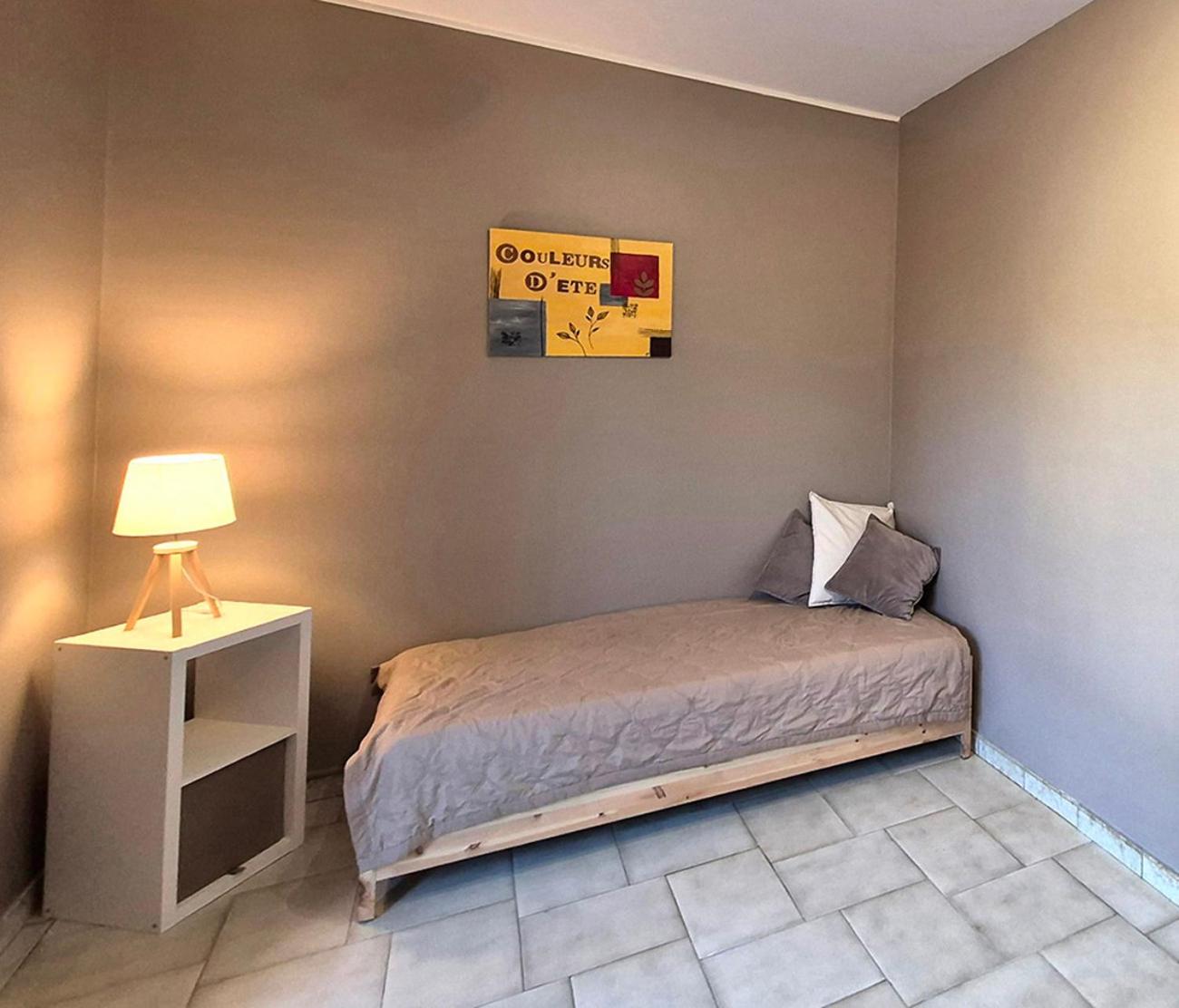 APPARTEMENTS DANS VILLA EN REZ DE JARDIN, photo 13