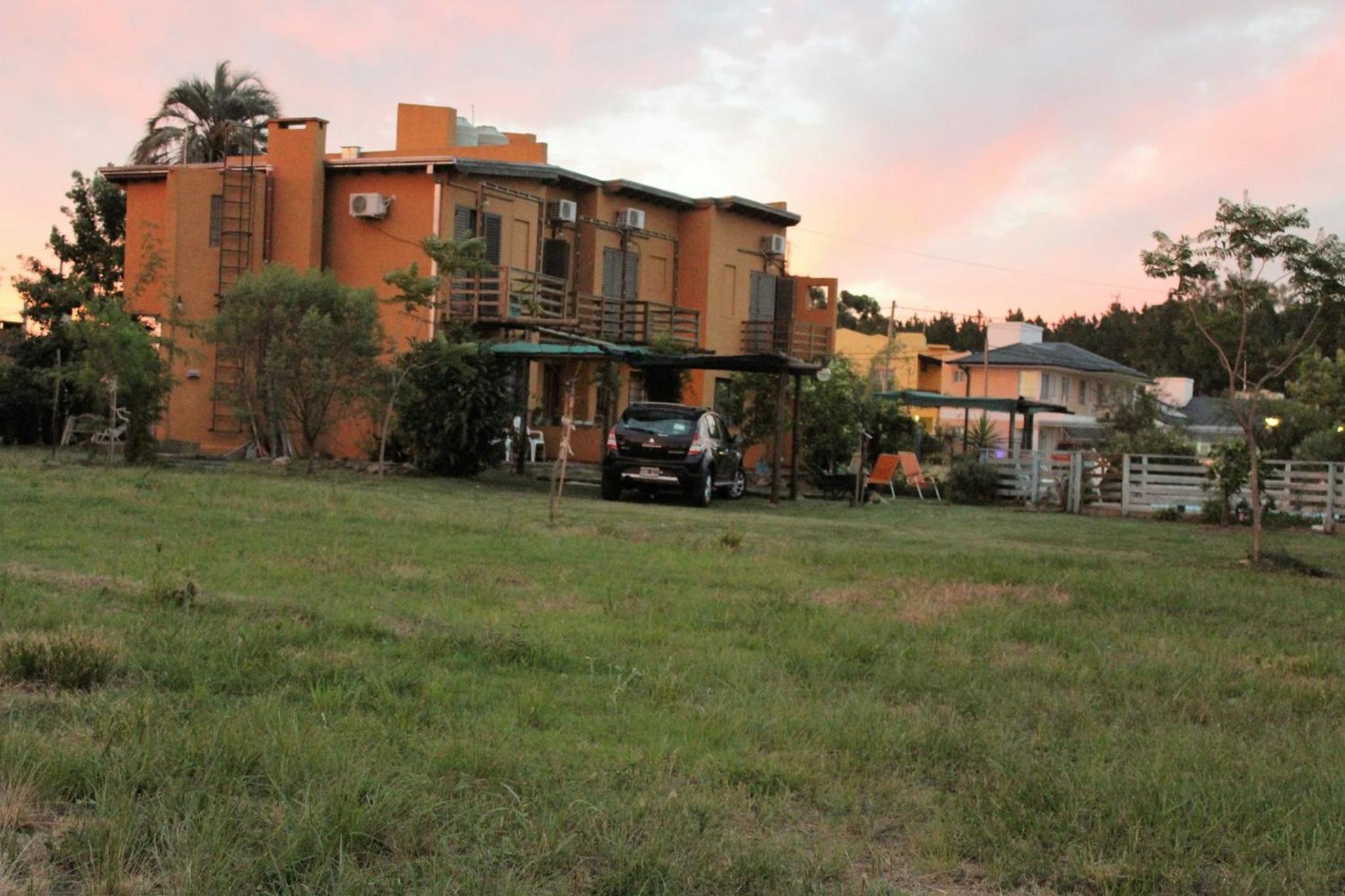 Yataí Casas