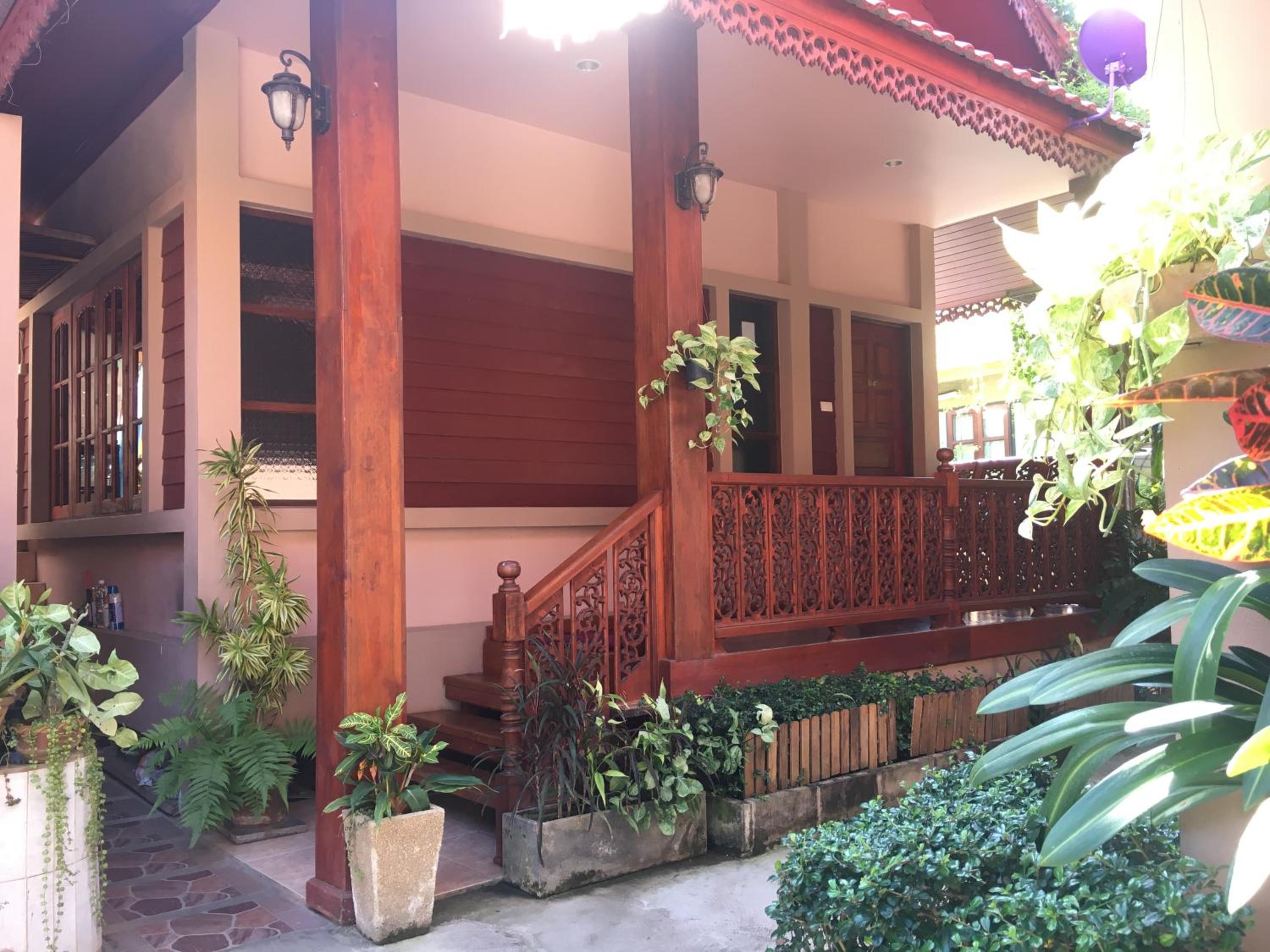 Chok-wasana Guest House